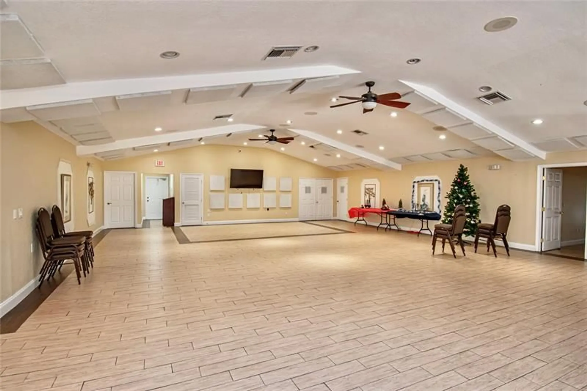 Property Slideshow image 47 of 64 | 381 ottawa ct, Royal Palm Beach, FL, 33411