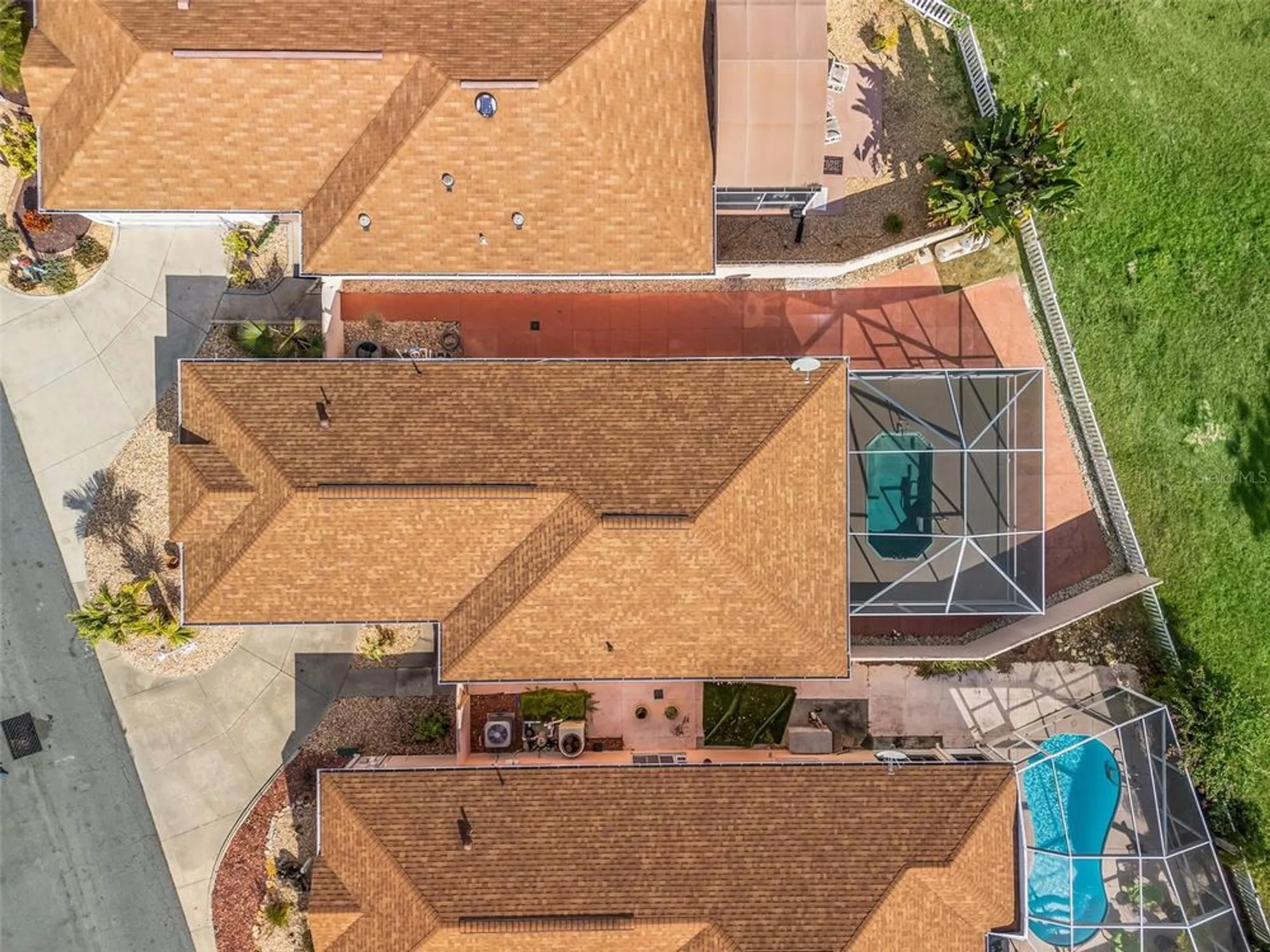 Property Slideshow image 36 of 41 | 873 oviedo rd, The Villages, FL, 32159