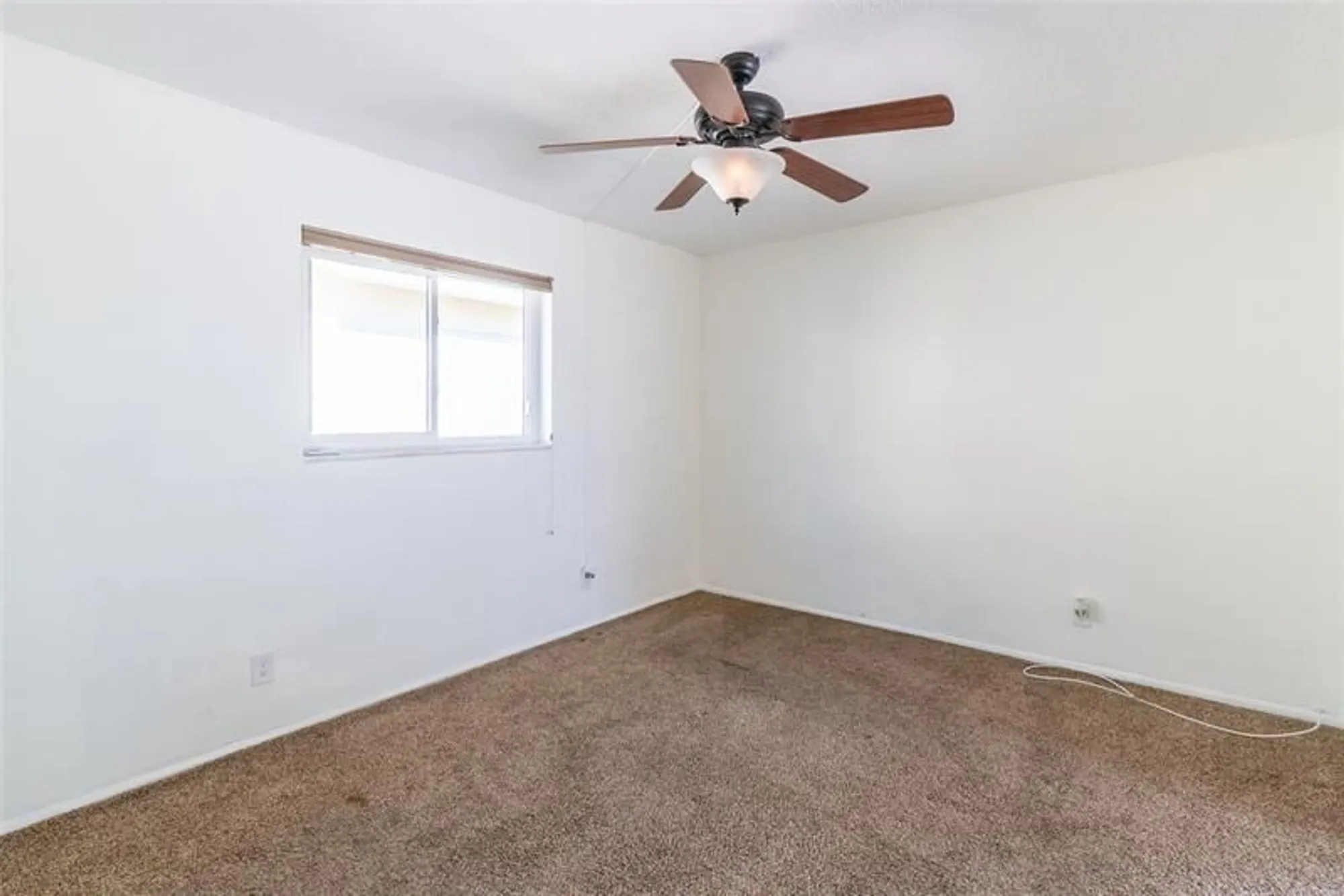 Property Slideshow image 13 of 26 | 4714 nw 44th st, Tamarac, FL, 33319