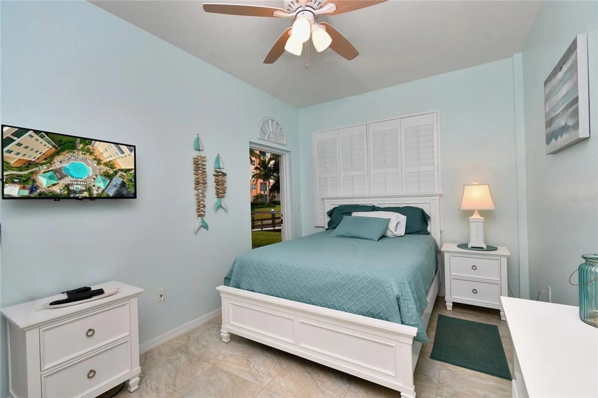 Property Slideshow image 15 of 37 | 2060 matecumbe key rd 2102, Punta Gorda, FL, 33955