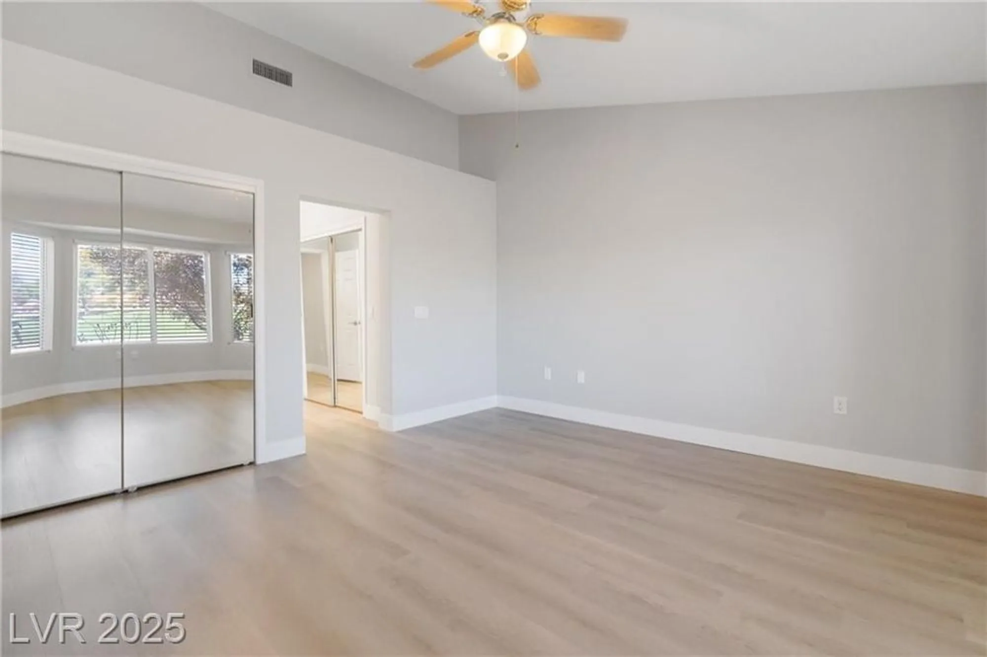 Property Slideshow image 27 of 32 | 9104 sundial dr, Las Vegas, NV, 89134