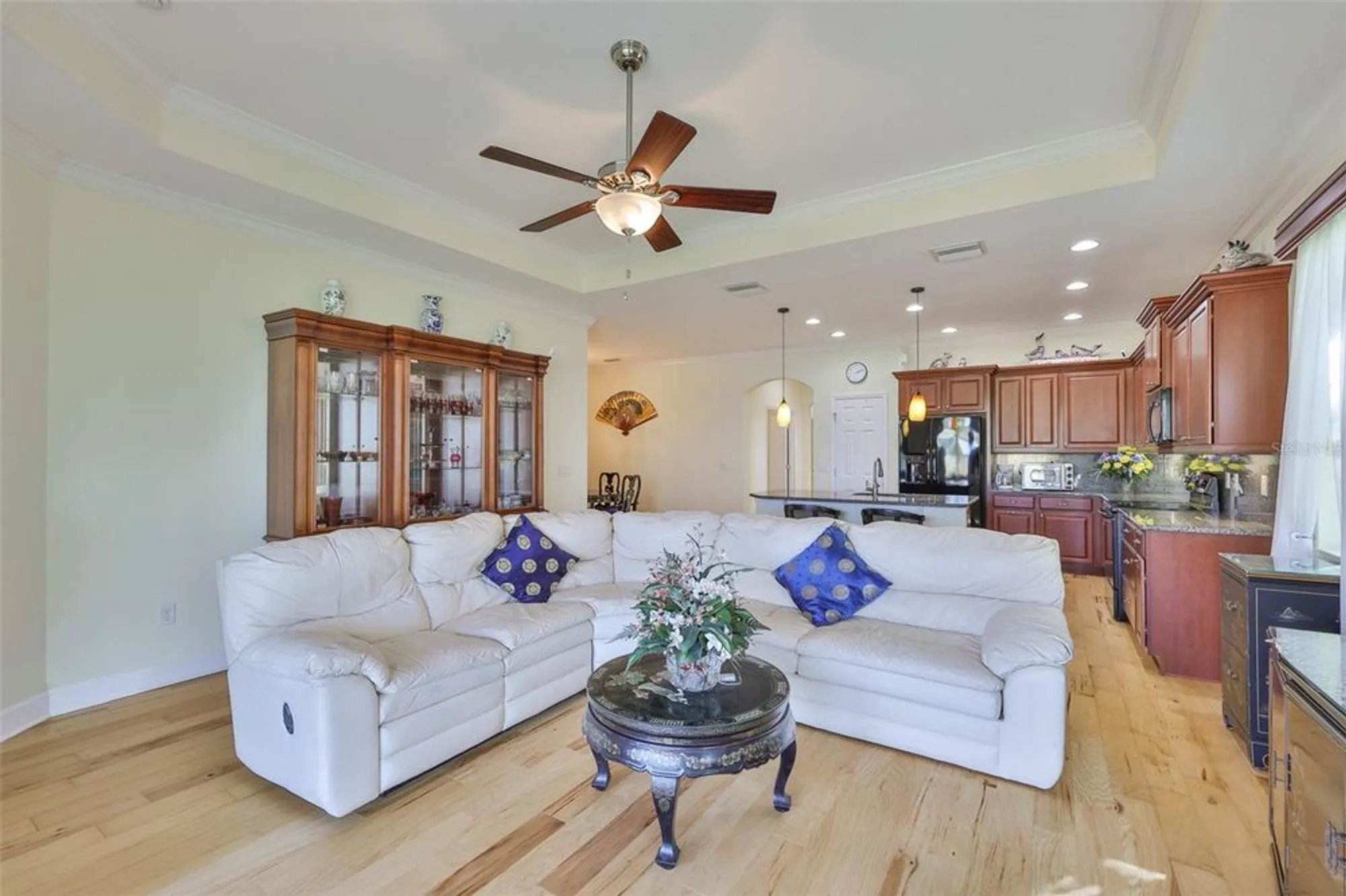 Property Slideshow image 19 of 77 | 2241 nottingham greens dr, Sun City Center, FL, 33573