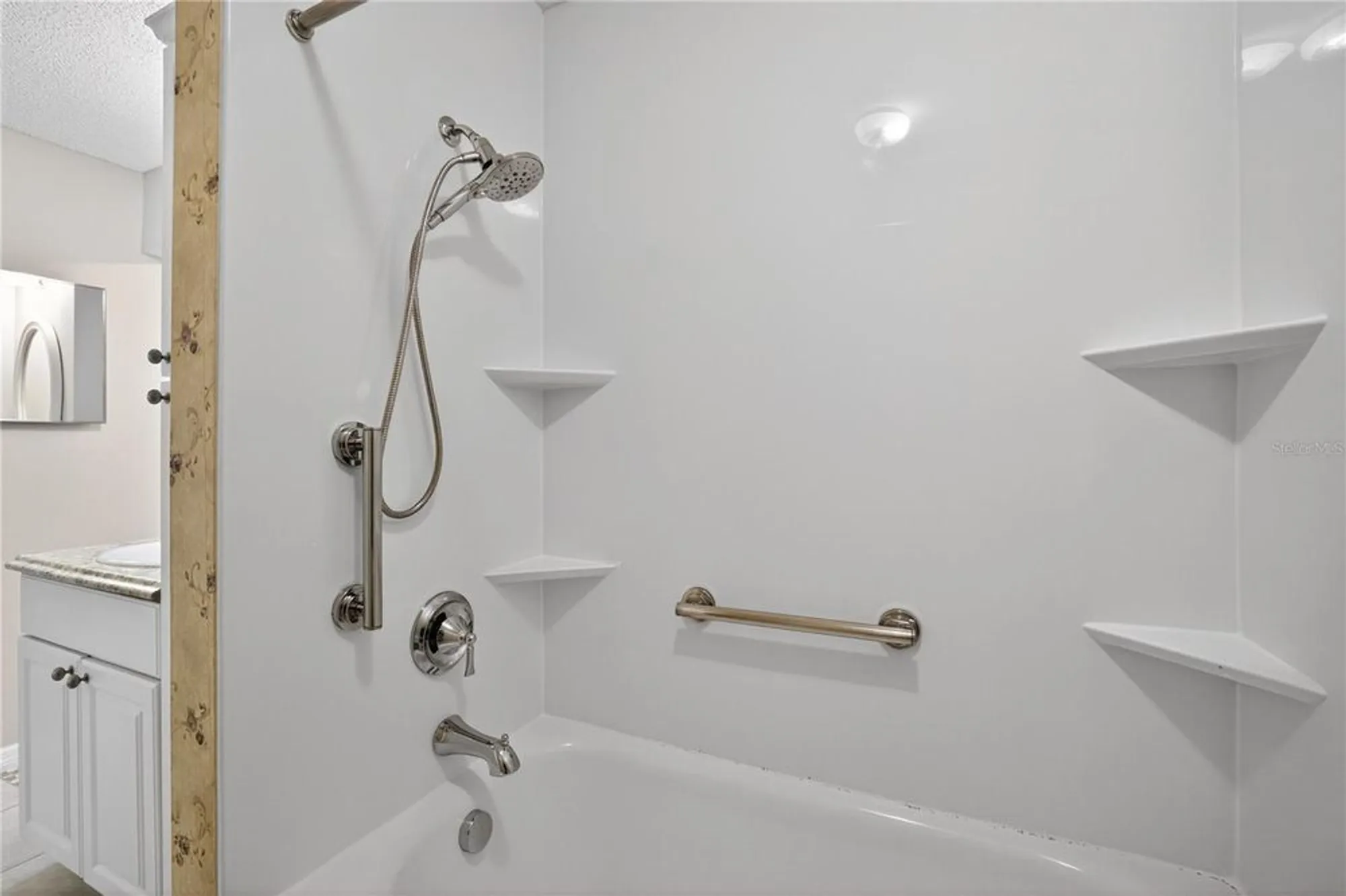 Property Slideshow image 21 of 30 | 1207 eastloch ct, Sun City Center, FL, 33573