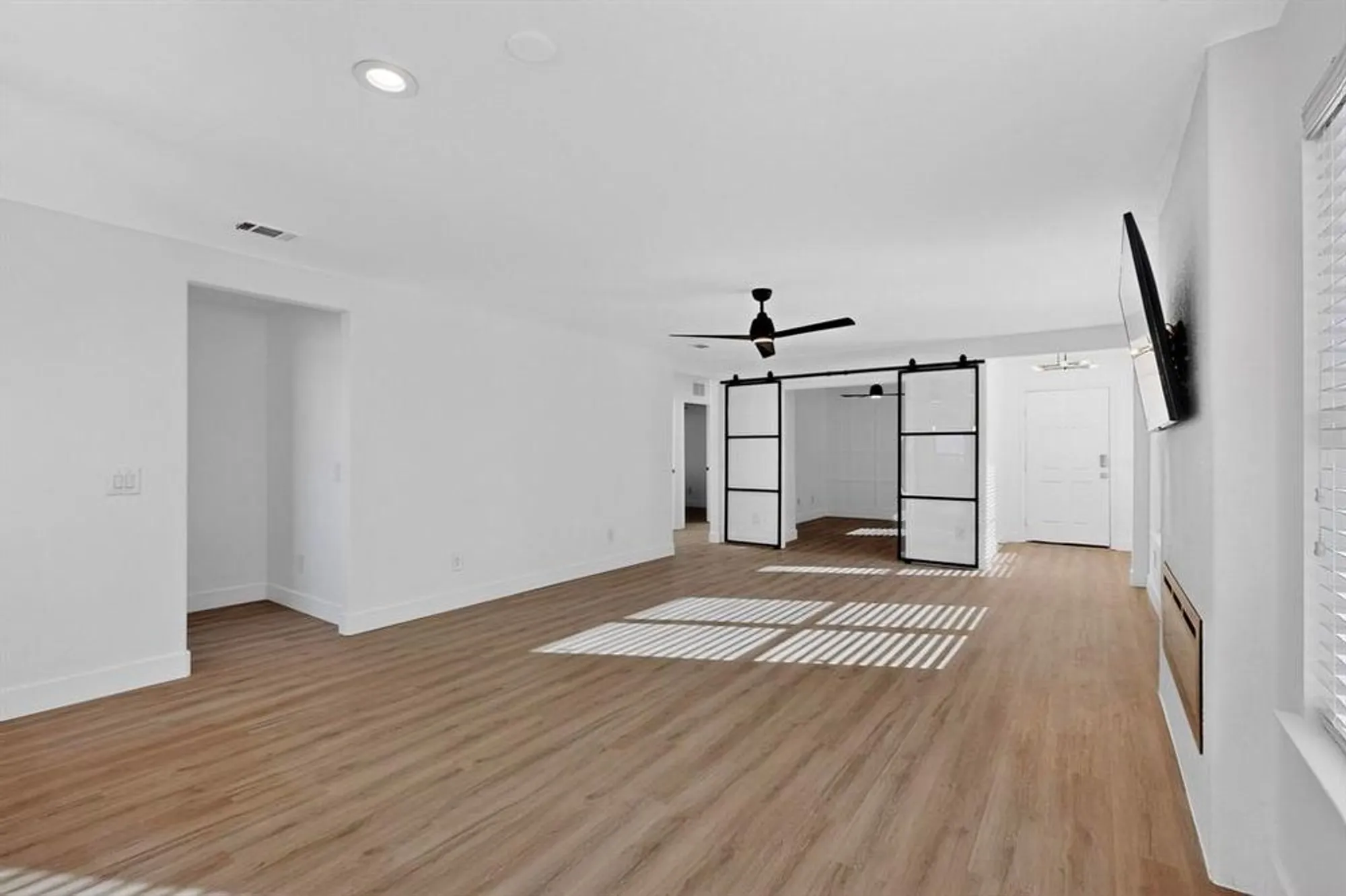 Property Slideshow image 4 of 33 | 1368 troon dr, Frisco, TX, 75036