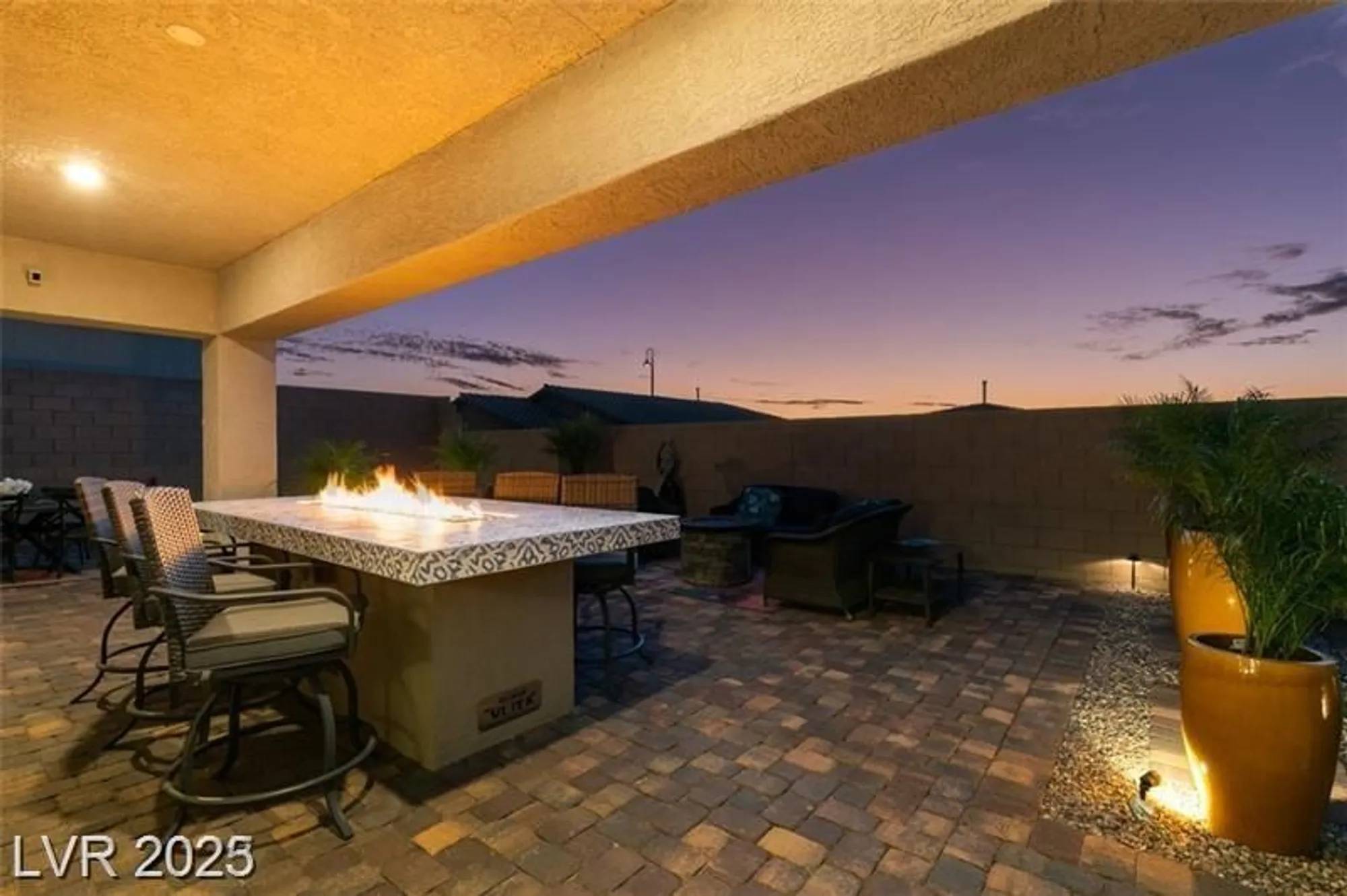 Property Slideshow image 29 of 43 | 685 sunray park st, Henderson, NV, 89011