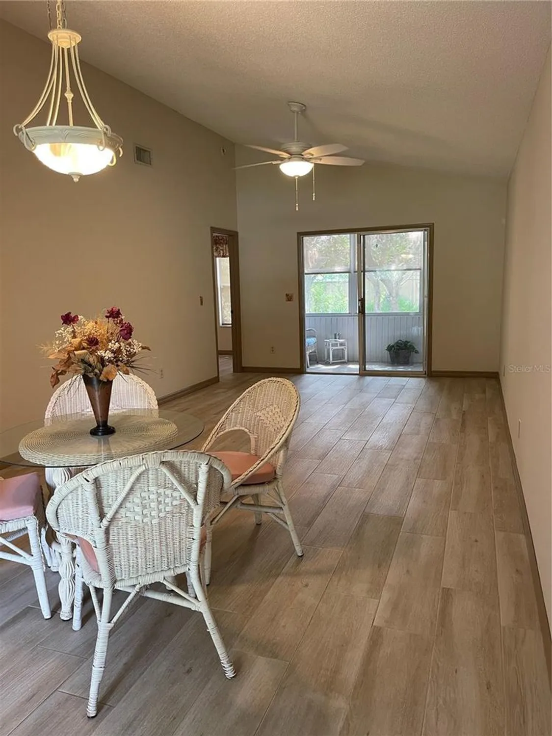 Property Slideshow image 7 of 24 | 89 crooked pine rd, Port Orange, FL, 32128