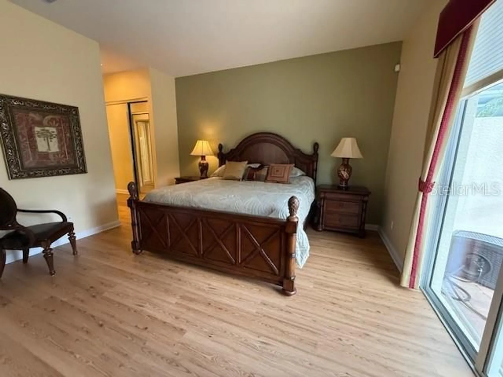 Property Slideshow image 16 of 56 | 5962 roseto pl, Sarasota, FL, 34238