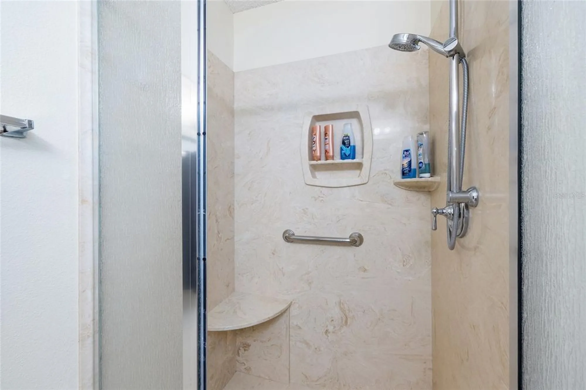 Property Slideshow image 18 of 39 | 16838 se 93rd cuthbert cir, The Villages, FL, 32162