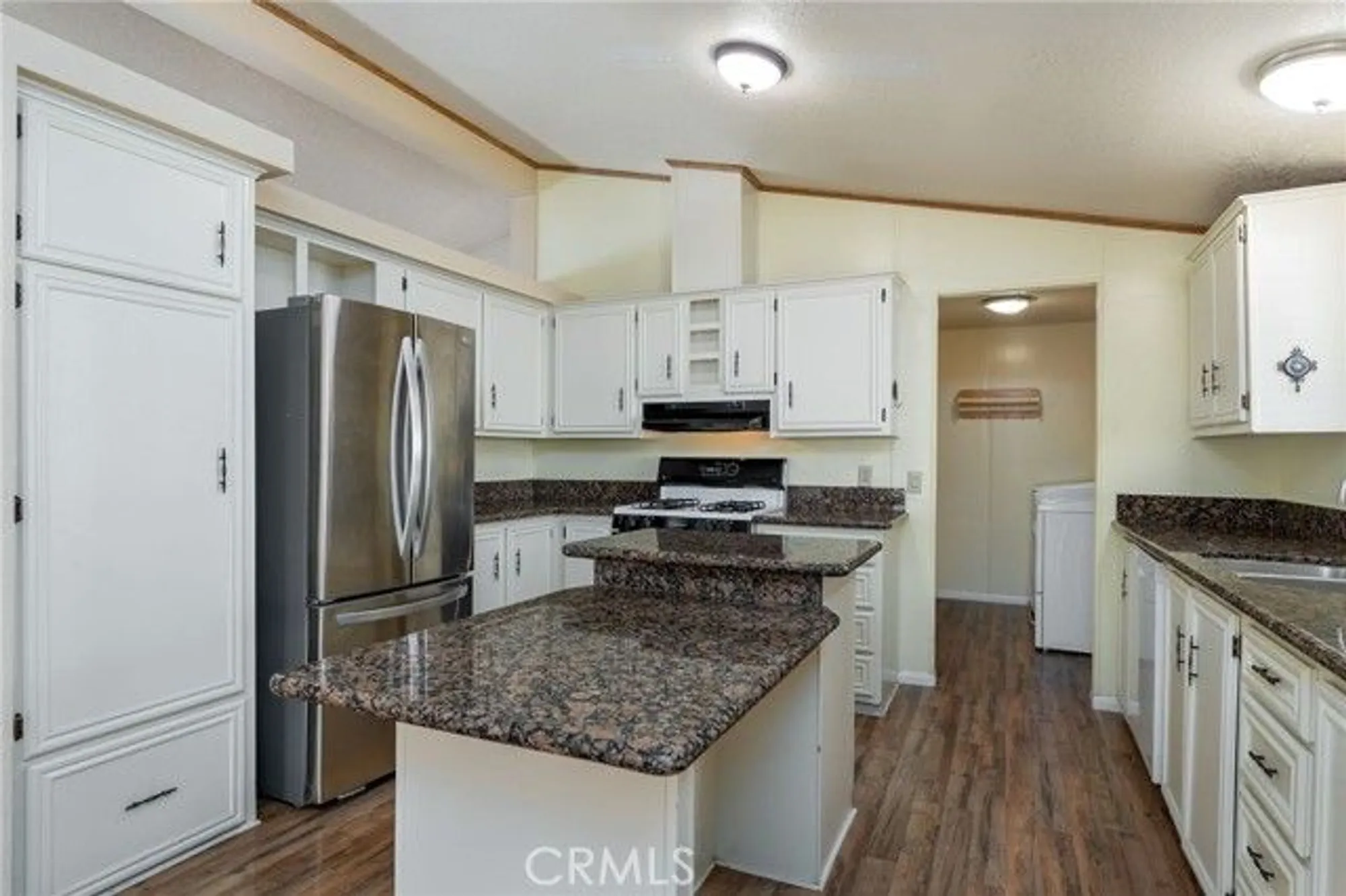 Property Slideshow image 8 of 44 | 38350 via taffia, Murrieta, CA, 92563