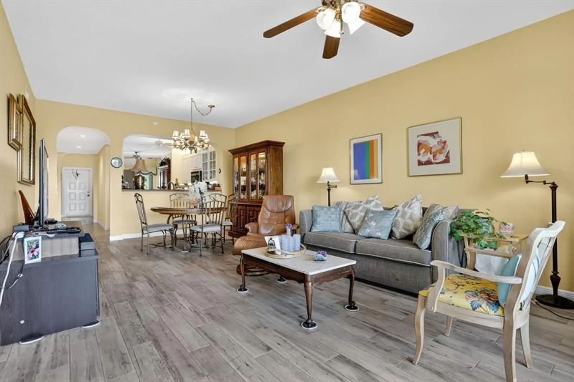 Property Slideshow image 13 of 31 | 7635 southampton ter 117, Tamarac, FL, 33321