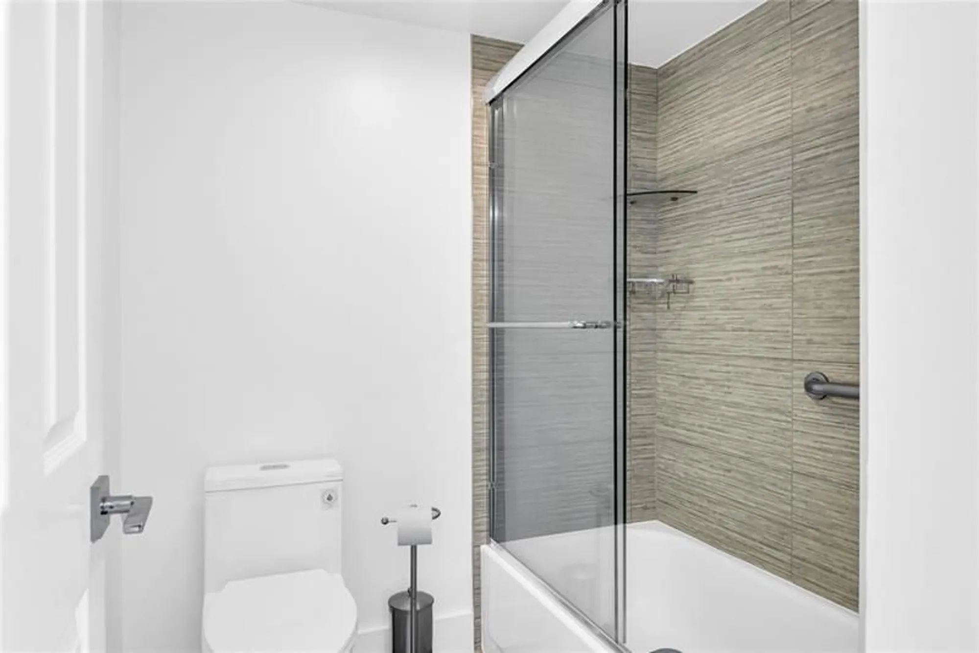 Property Slideshow image 31 of 45 | 21364 cypress hammock dr l, Boca Raton, FL, 33428