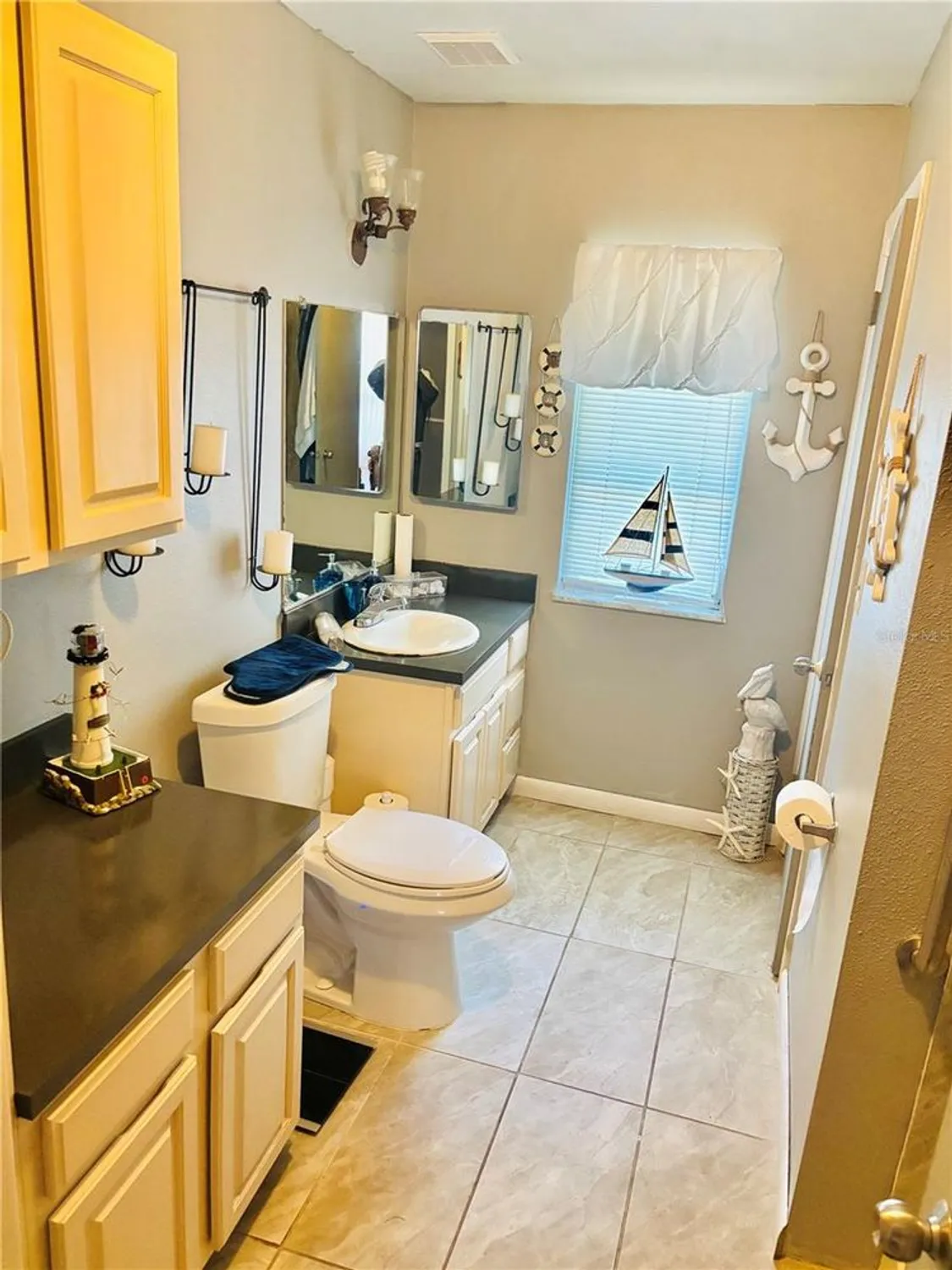 Property Slideshow image 17 of 24 | 1516 arrowhead dr, Sun City Center, FL, 33573