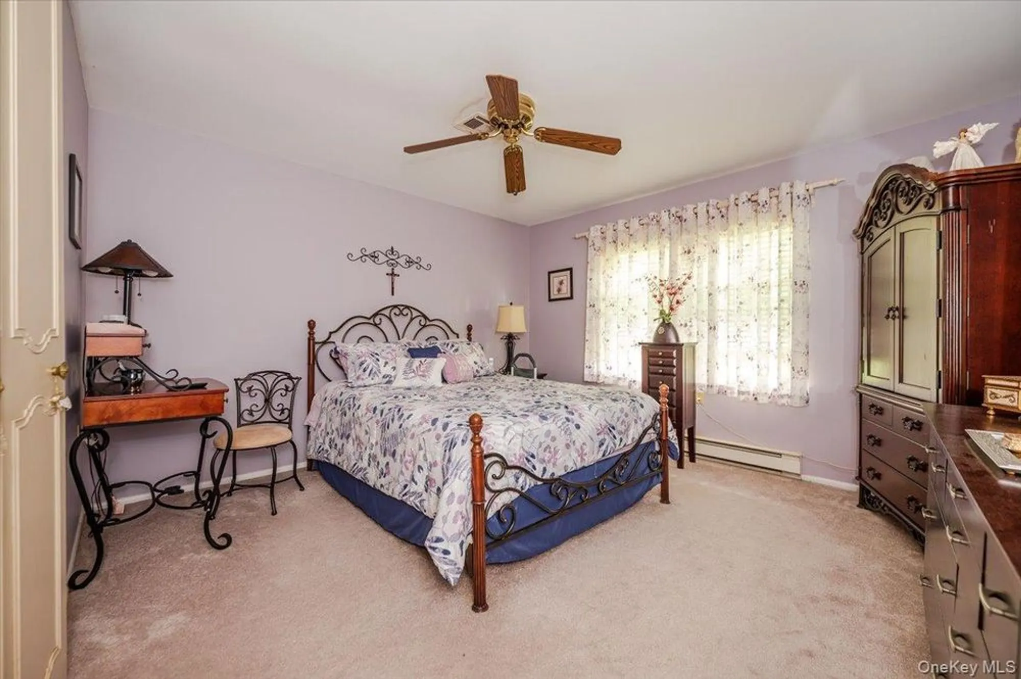 Property Slideshow image 11 of 23 | 48 trent ct b, Ridge, NY, 11961