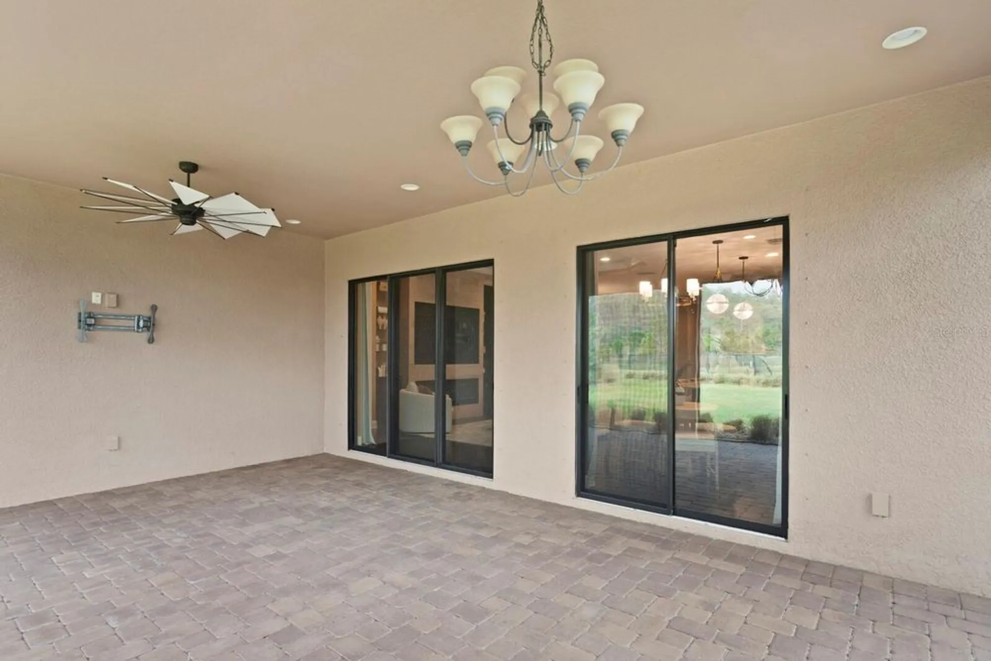Property Slideshow image 41 of 62 | 3214 forsythia dr, Odessa, FL, 33556