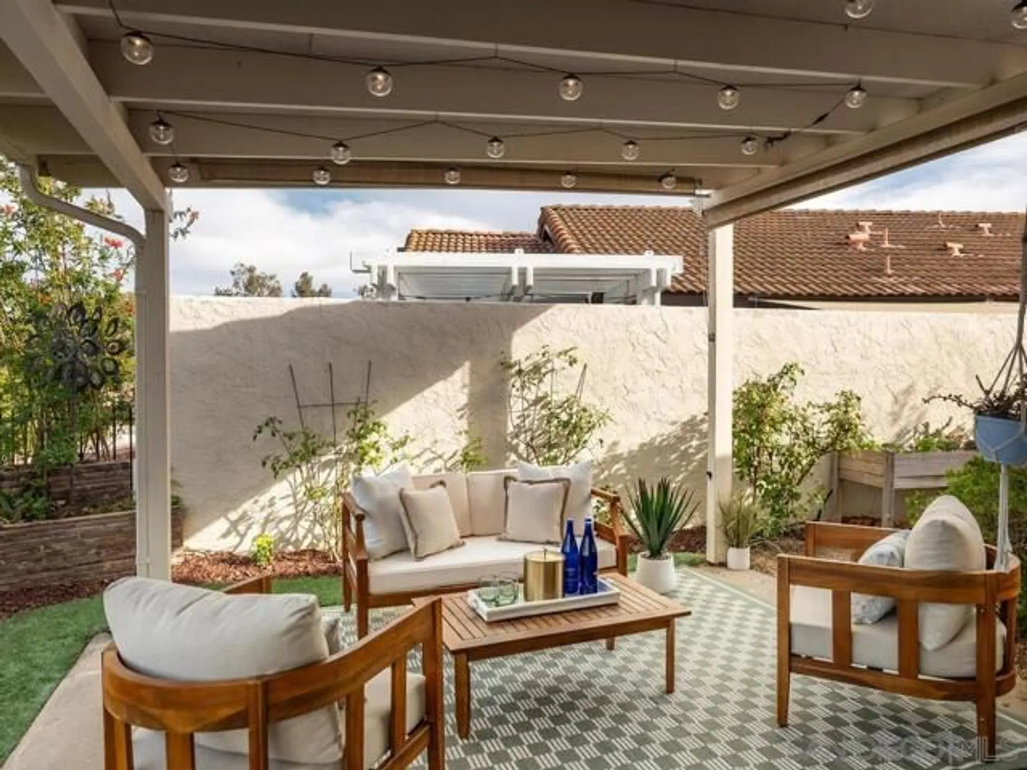 Property Slideshow image 20 of 68 | 12872 circulo dardo, San Diego, CA, 92128