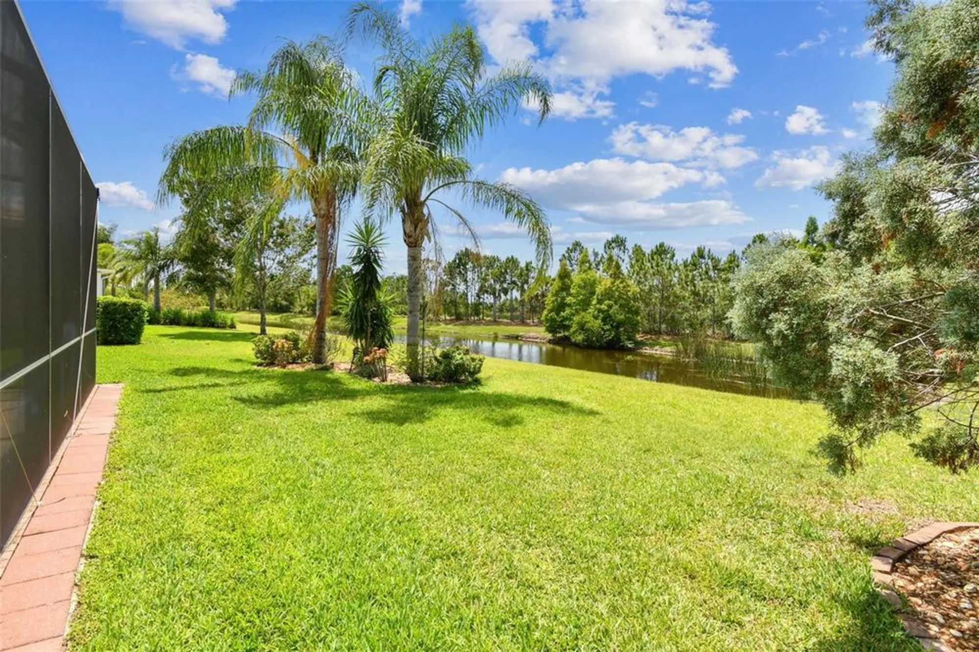 Property Slideshow image 52 of 100 | 16101 cape coral dr, Wimauma, FL, 33598