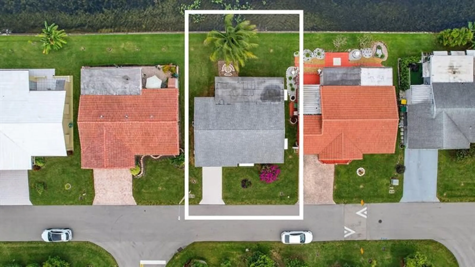 Property Slideshow image 36 of 51 | 4305 nw 49th dr, Tamarac, FL, 33319