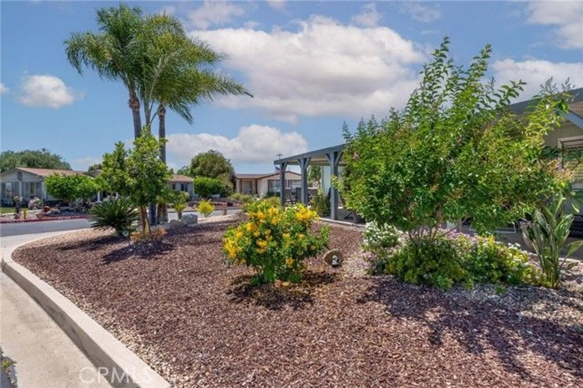 Property Slideshow image 23 of 49 | 38124 calle amigable, Murrieta, CA, 92563