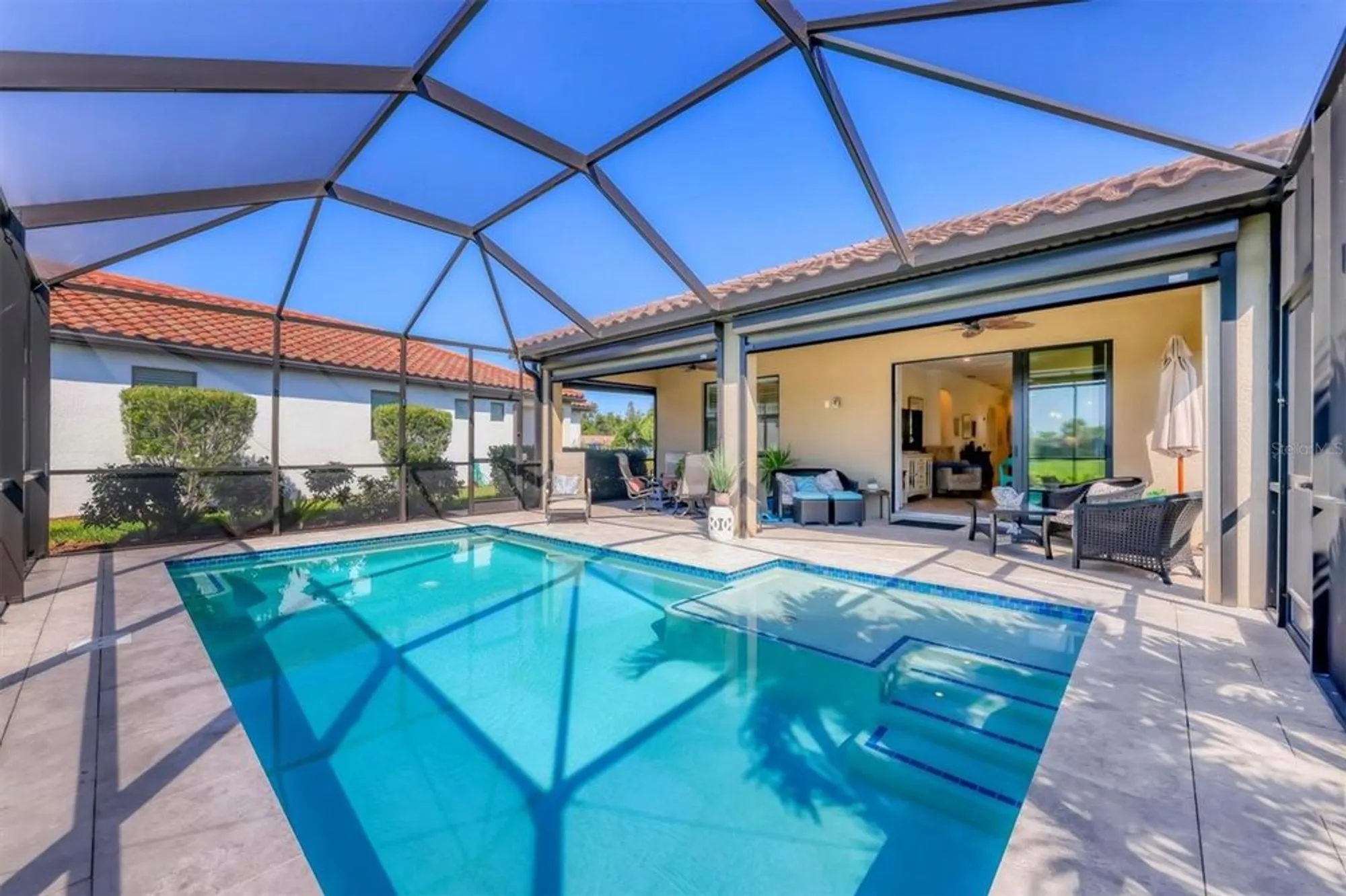 Property Slideshow image 34 of 78 | 6918 hanover ct, Lakewood Ranch, FL, 34202