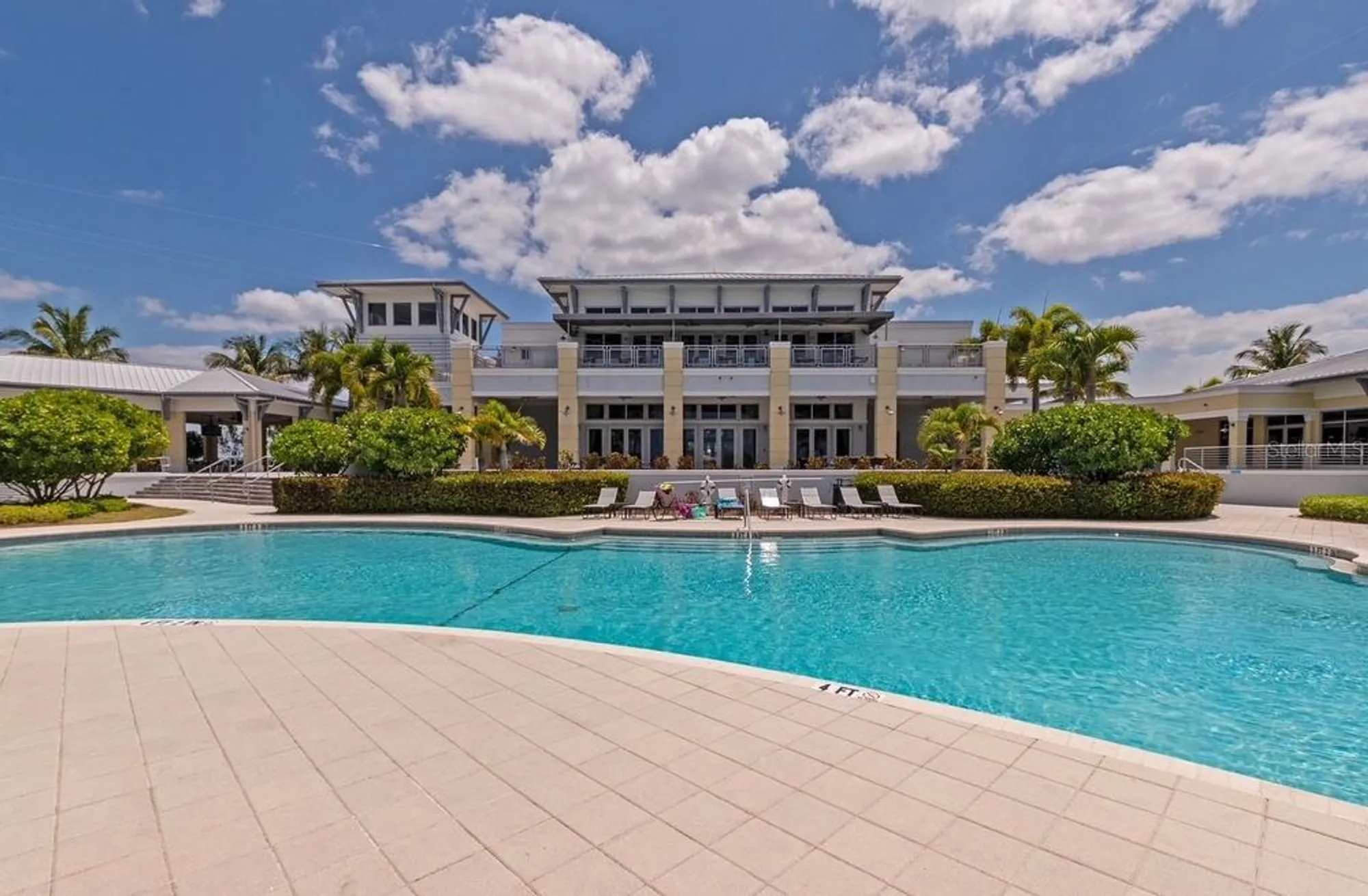 Property Slideshow image 38 of 78 | 395 aruba cir 203, Bradenton, FL, 34209