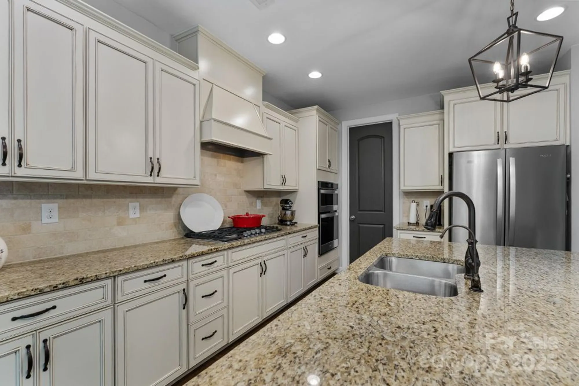 Property Slideshow image 19 of 48 | 4946 norman park pl, Lake Wylie, SC, 29710
