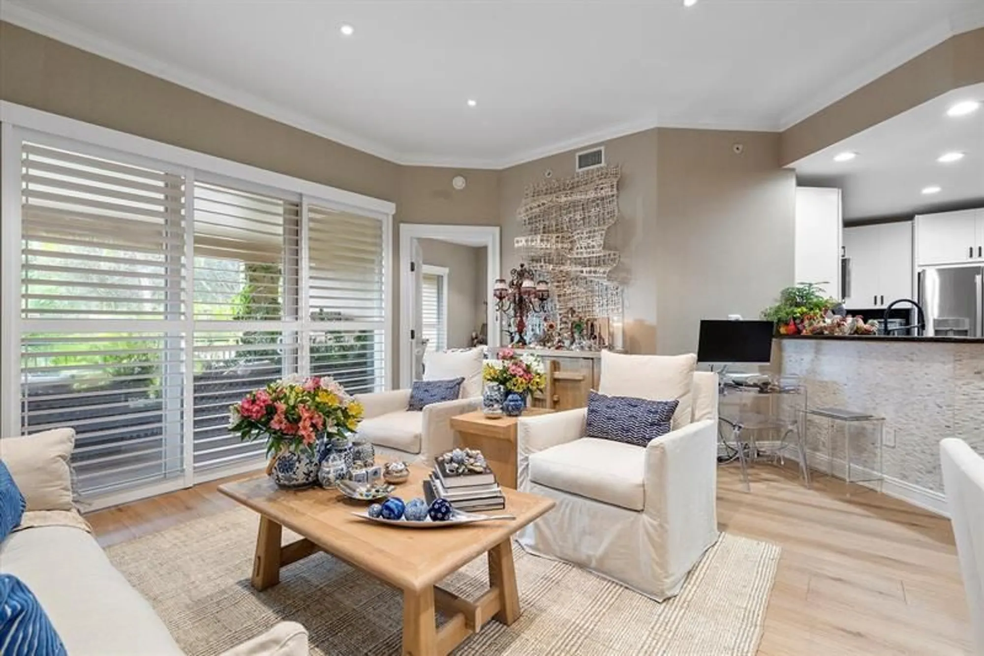 Property Slideshow image 7 of 70 | 16135 emerald estates dr apt 164, Weston, FL, 33331