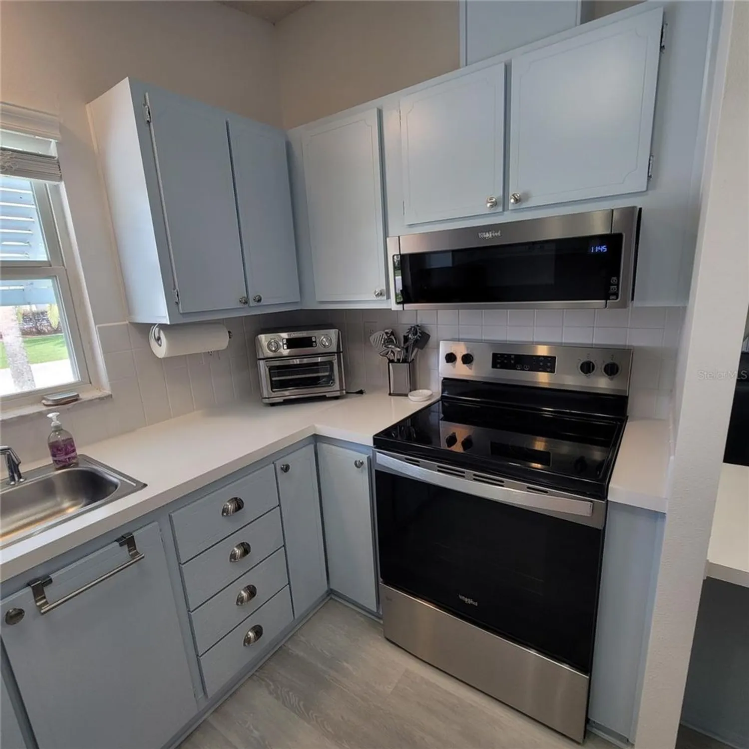 Property Slideshow image 21 of 25 | 1507 e schwartz blvd, Lady Lake, FL, 32159