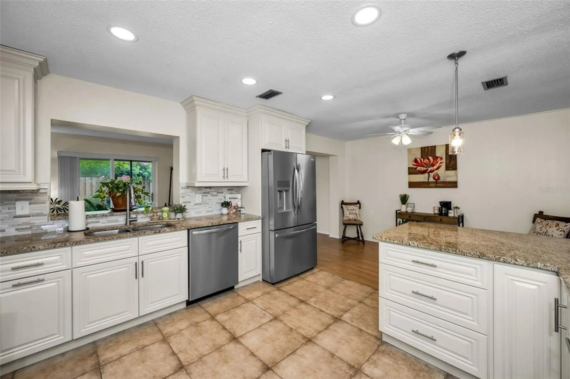 Property Slideshow image 16 of 70 | 921 anchorage ln, Palm Harbor, FL, 34685