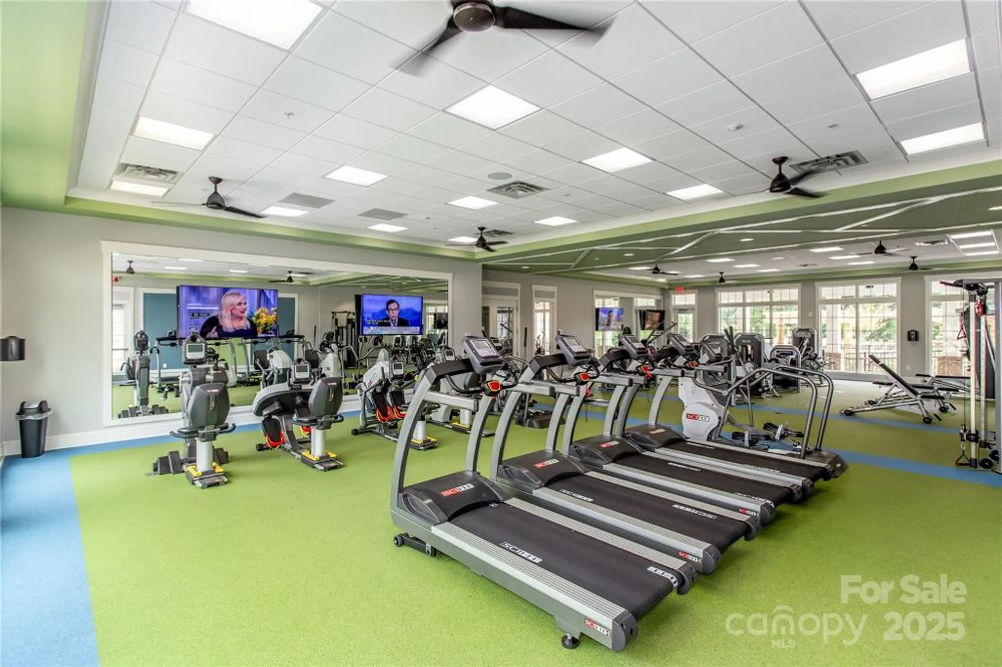 Property Slideshow image 14 of 20 | 8929 silver springs ct, Charlotte, NC, 28215
