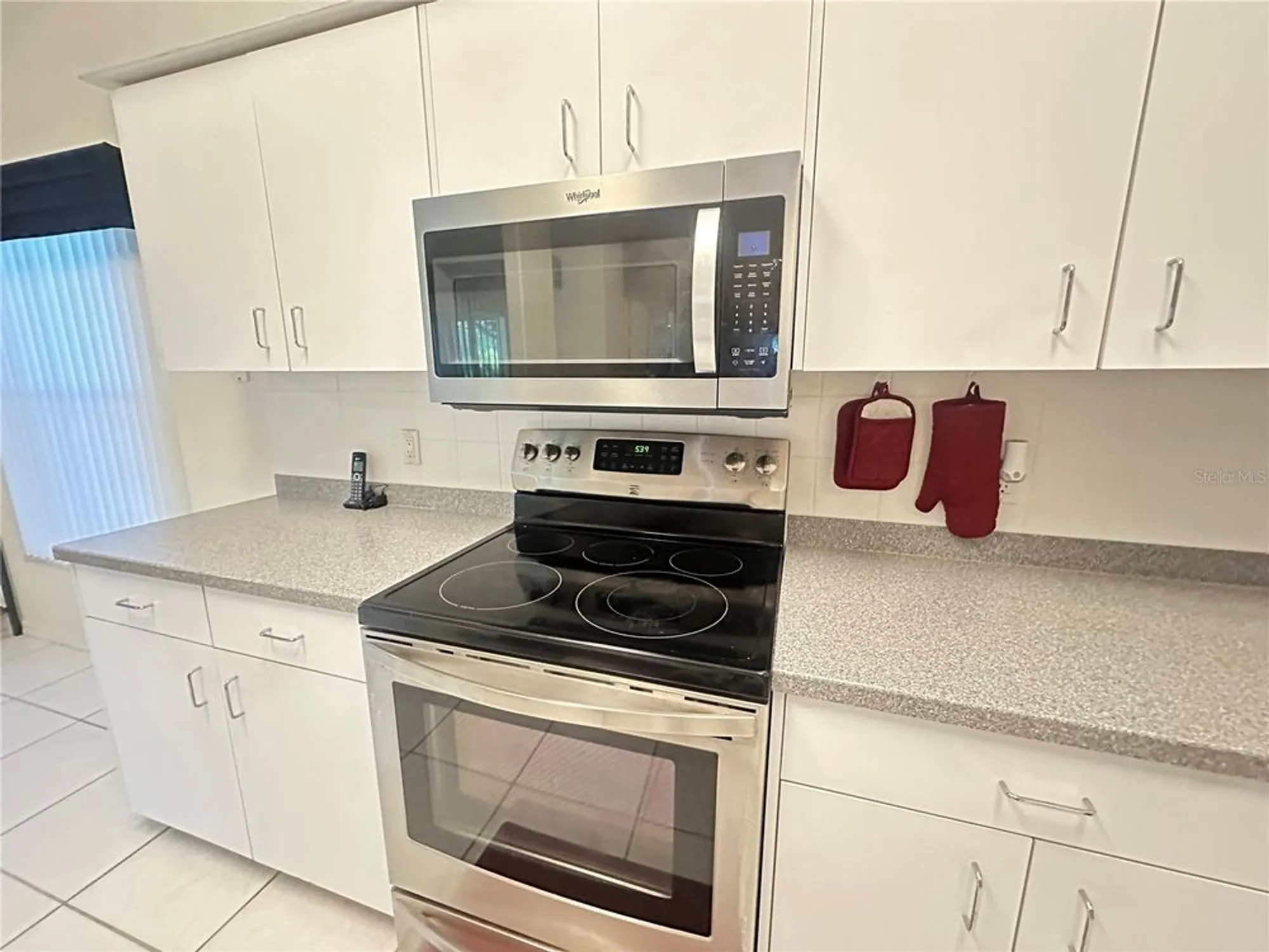 Property Slideshow image 21 of 64 | 18523 queen brooks ct, Hudson, FL, 34667