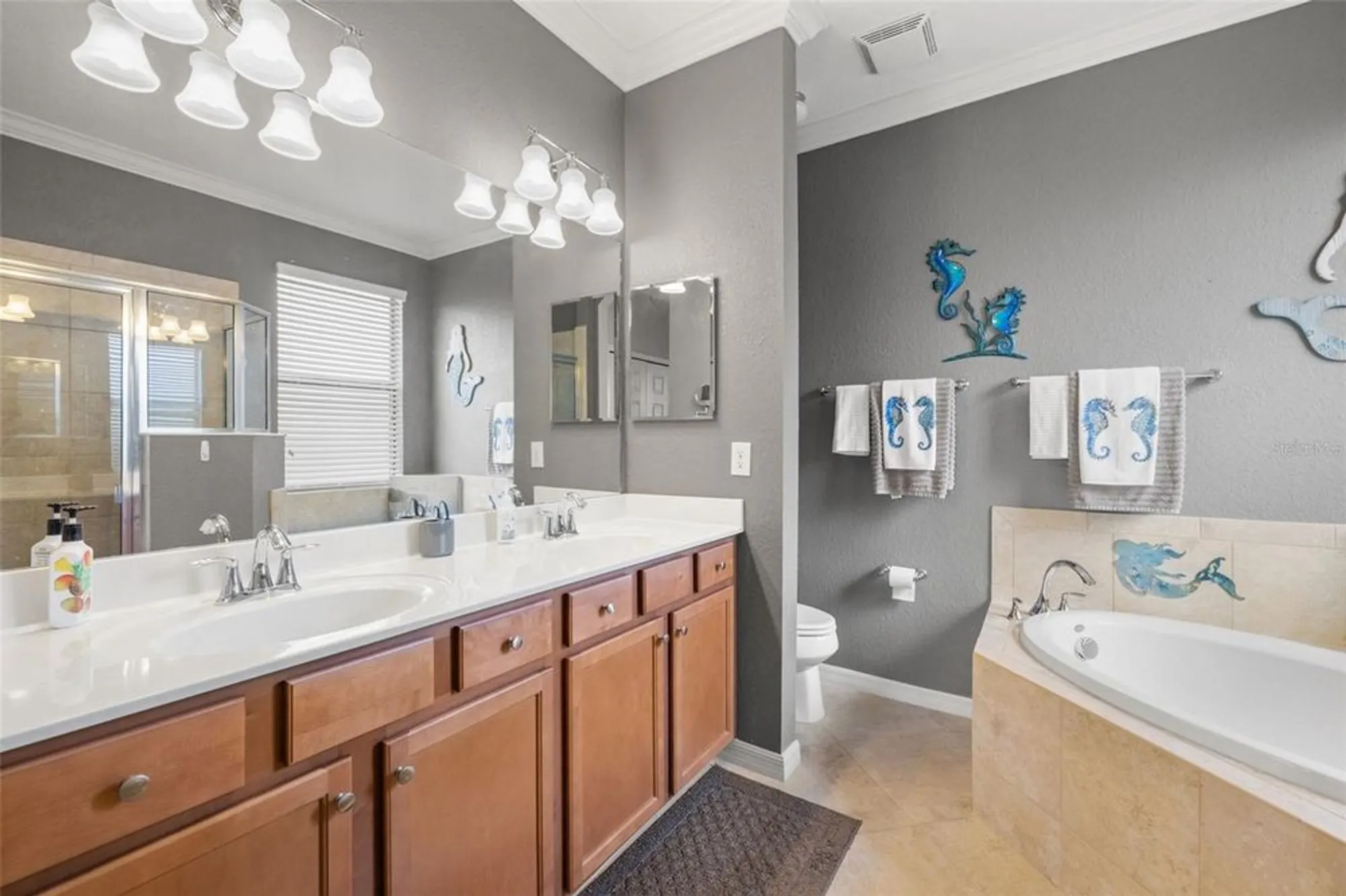 Property Slideshow image 21 of 46 | 6516 candlestick dr, Bradenton, FL, 34212