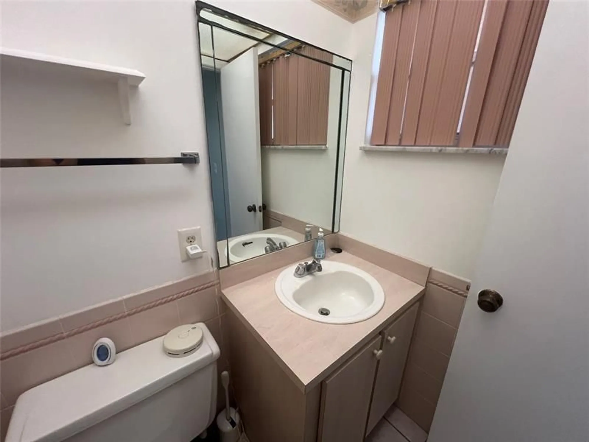 Property Slideshow image 19 of 35 | 6670 royal palm blvd 106k, Margate, FL, 33063
