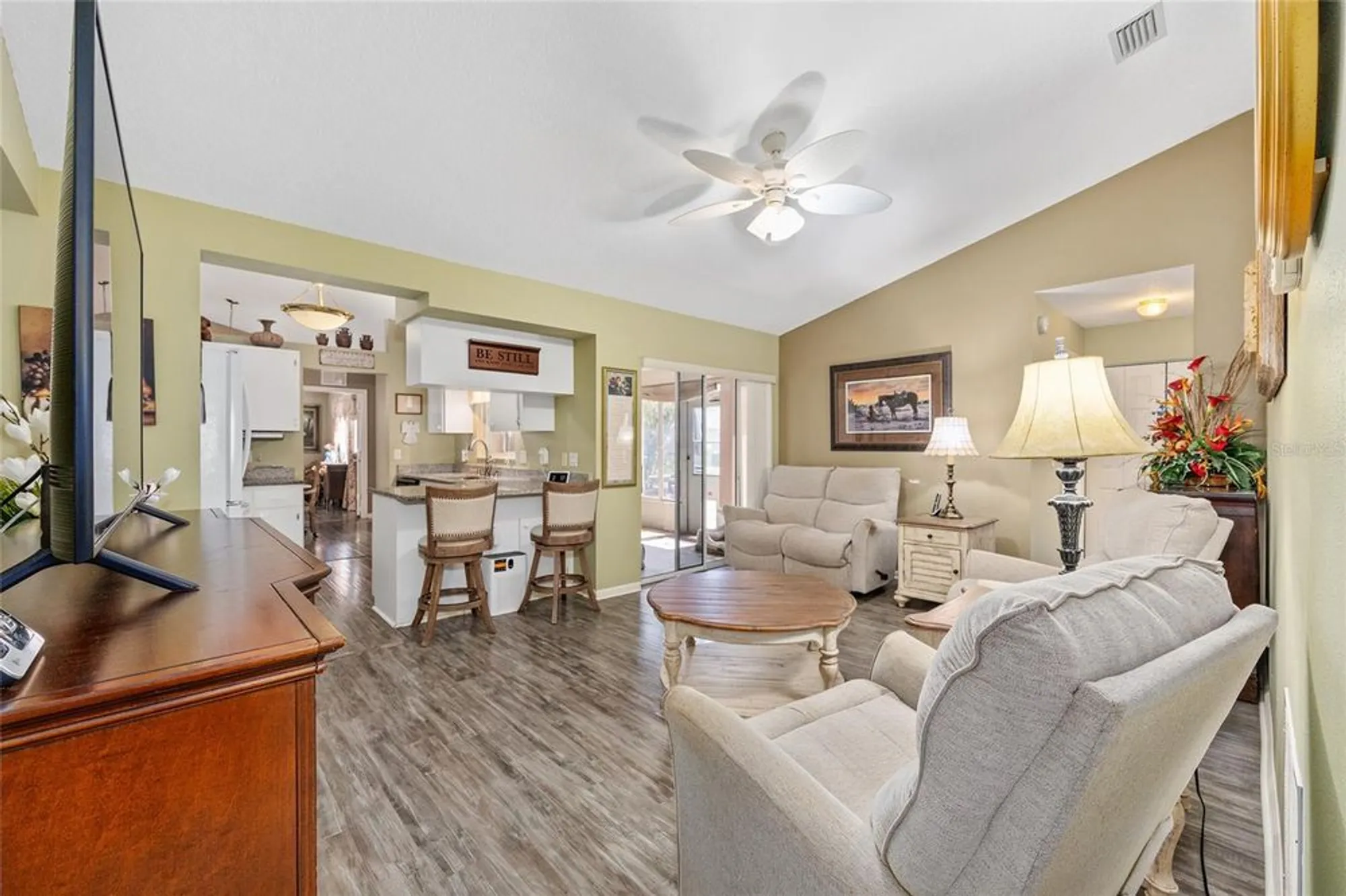 Property Slideshow image 19 of 49 | 5140 nw 25th loop, Ocala, FL, 34482