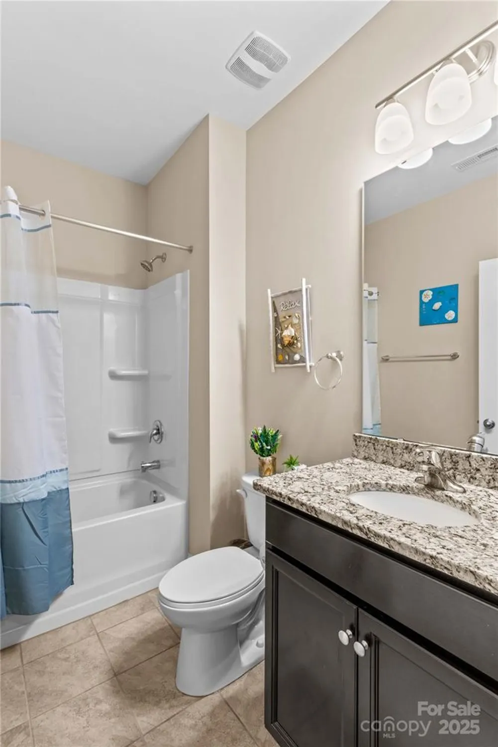 Property Slideshow image 23 of 45 | 3835 norman view dr, Sherrills Ford, NC, 28673