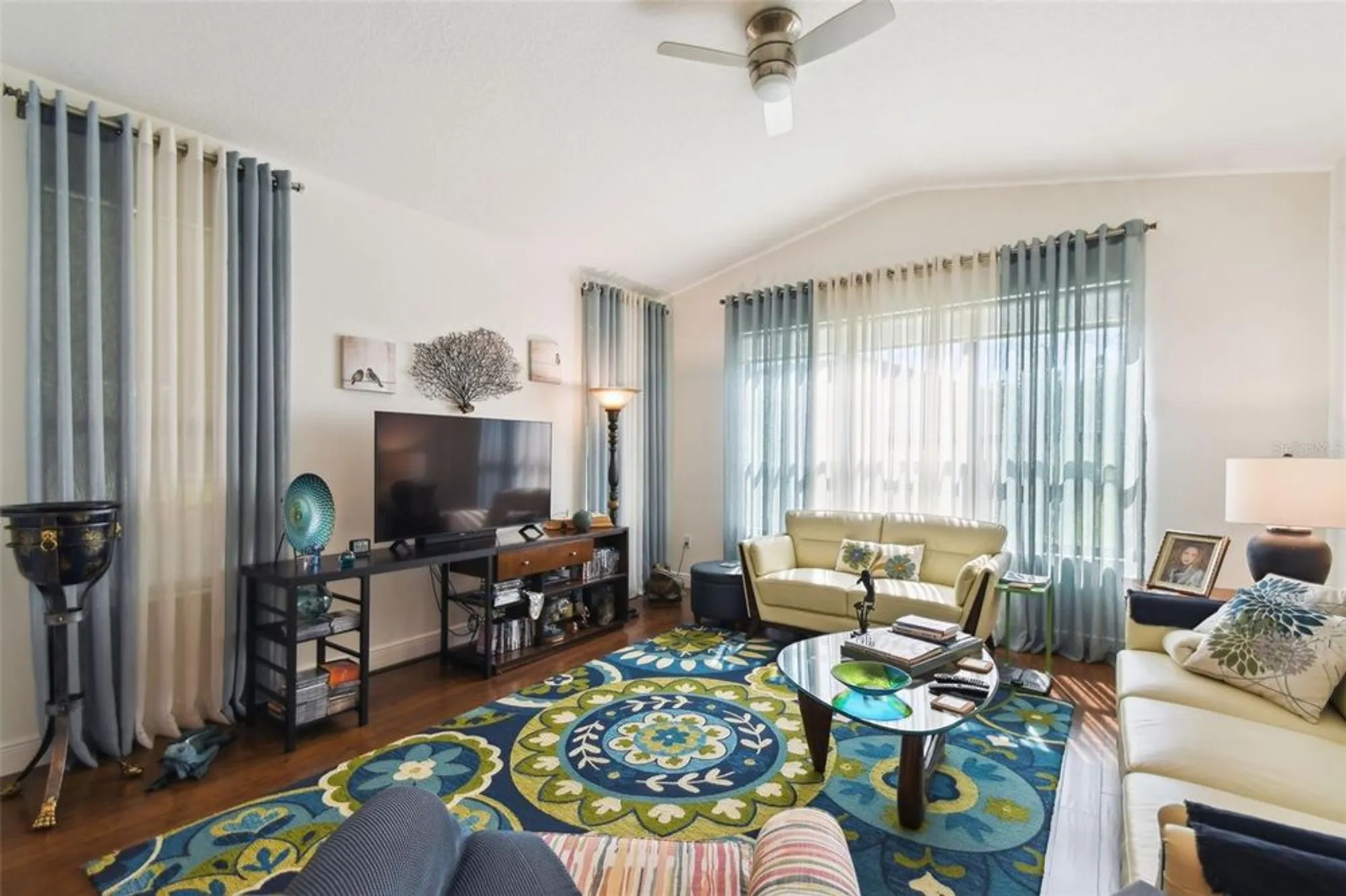 Property Slideshow image 6 of 58 | 1329 del mar dr, Kissimmee, FL, 34759