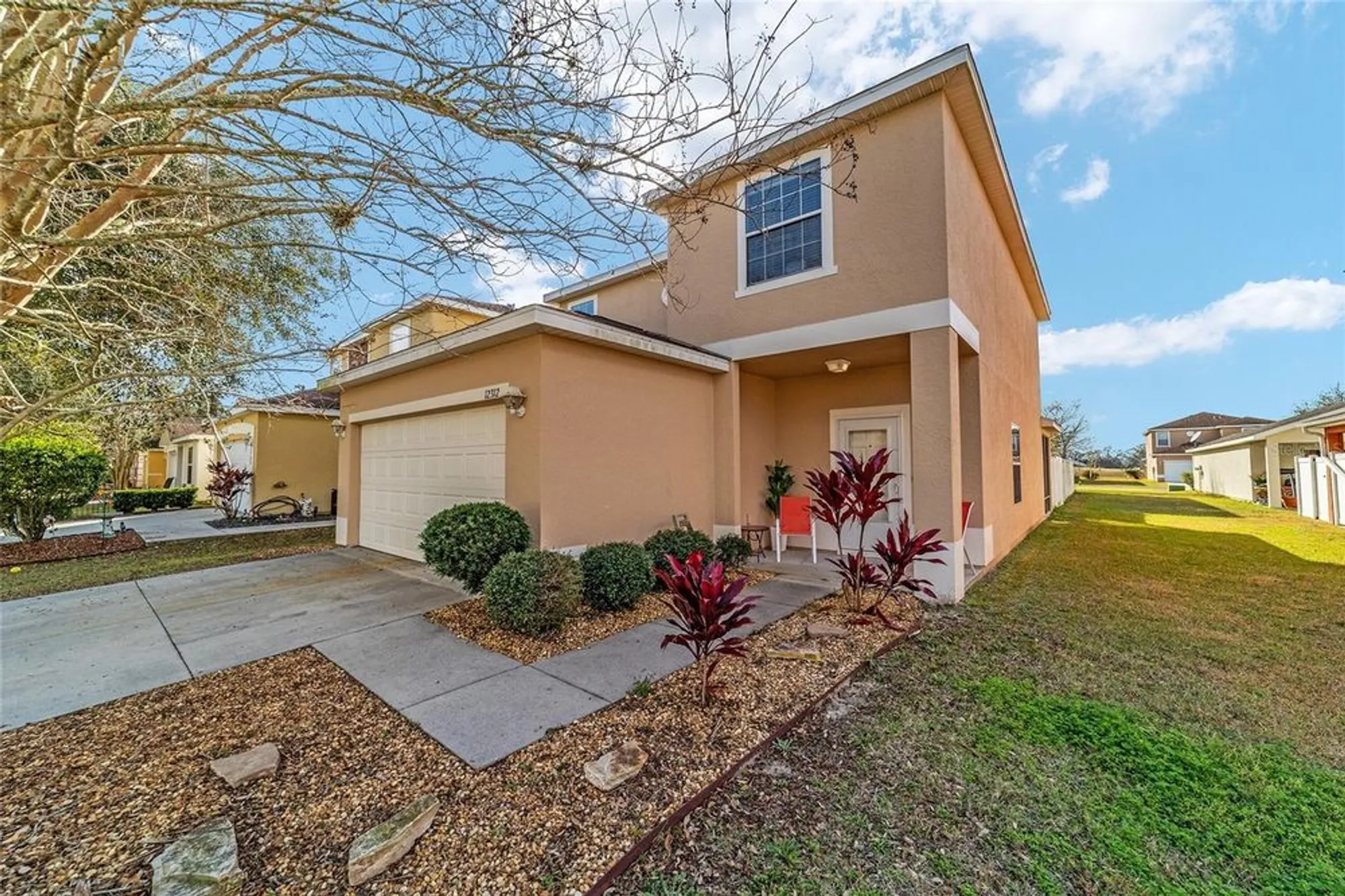 Property Slideshow image 2 of 54 | 12312 ne 48th loop, Oxford, FL, 34484