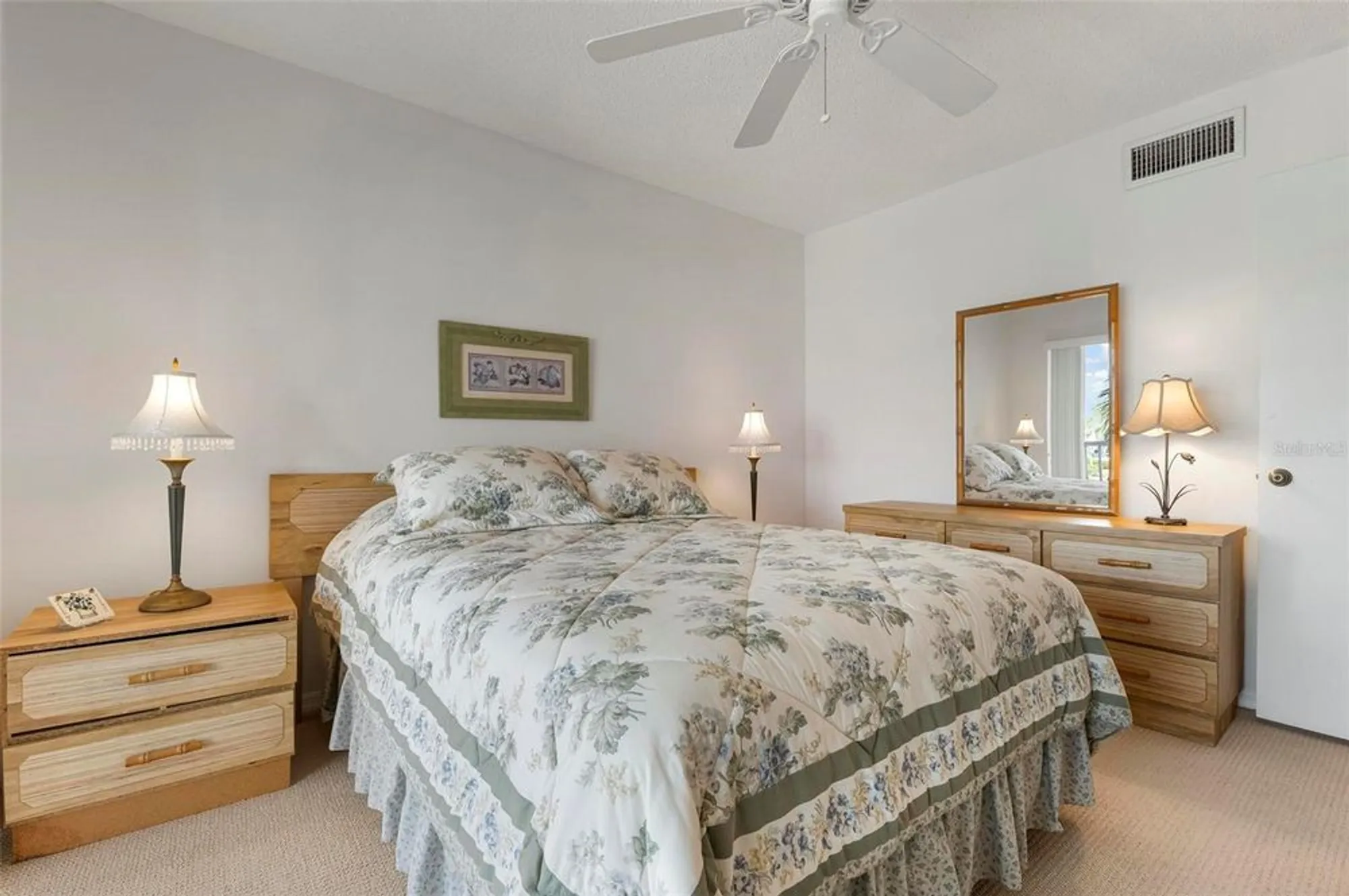 Property Slideshow image 23 of 68 | 458 cerromar rd 483, Venice, FL, 34293