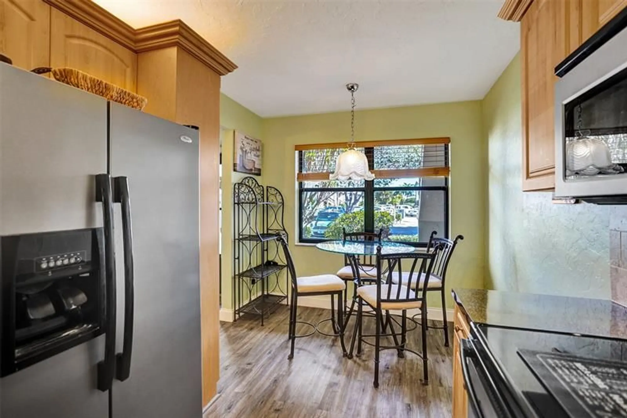 Property Slideshow image 14 of 78 | 7689 tahiti ln apt 104, Lake Worth, FL, 33467
