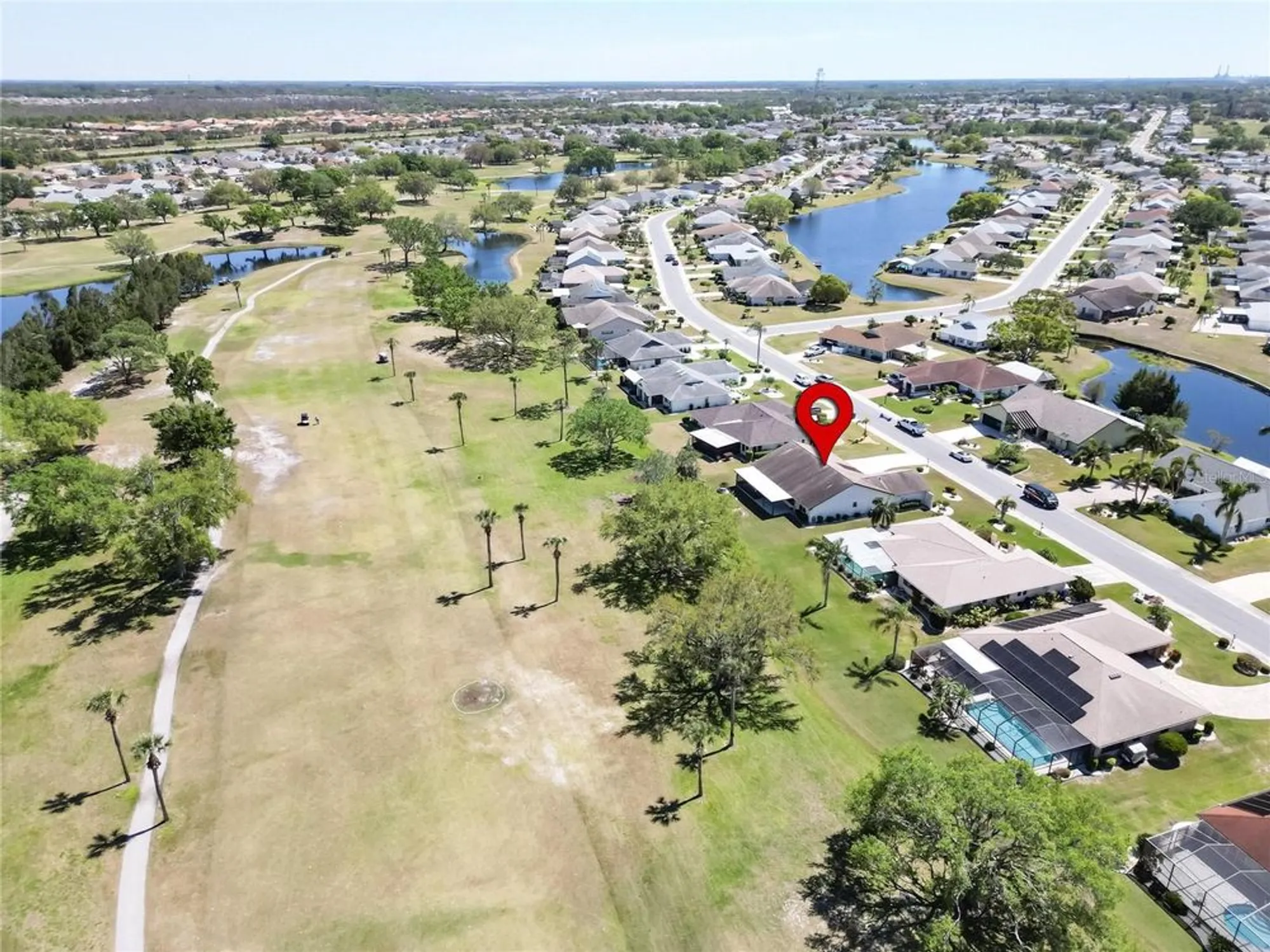 Property Slideshow image 56 of 79 | 2007 east view dr, Sun City Center, FL, 33573