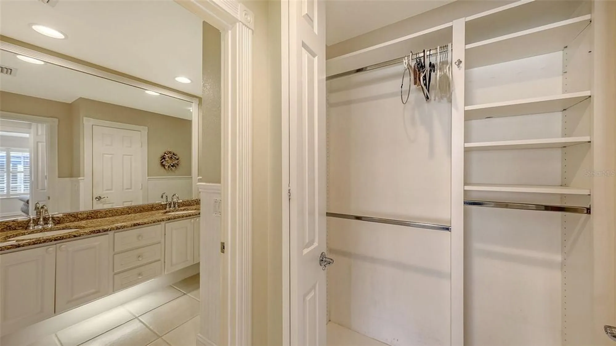 Property Slideshow image 26 of 93 | 7575 quinto dr, Sarasota, FL, 34238