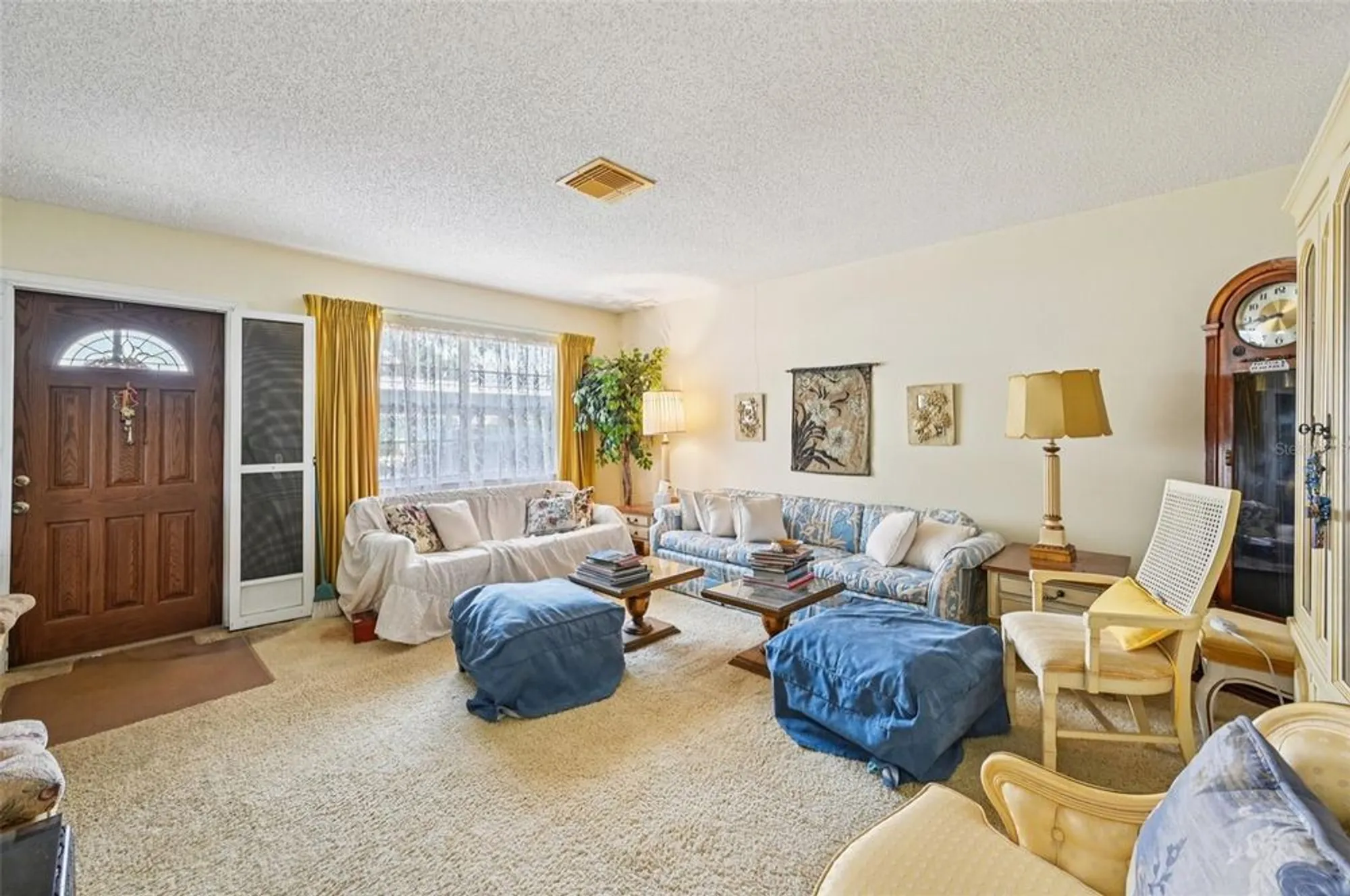 Property Slideshow image 4 of 51 | 2208 grenadier dr, Sun City Center, FL, 33573