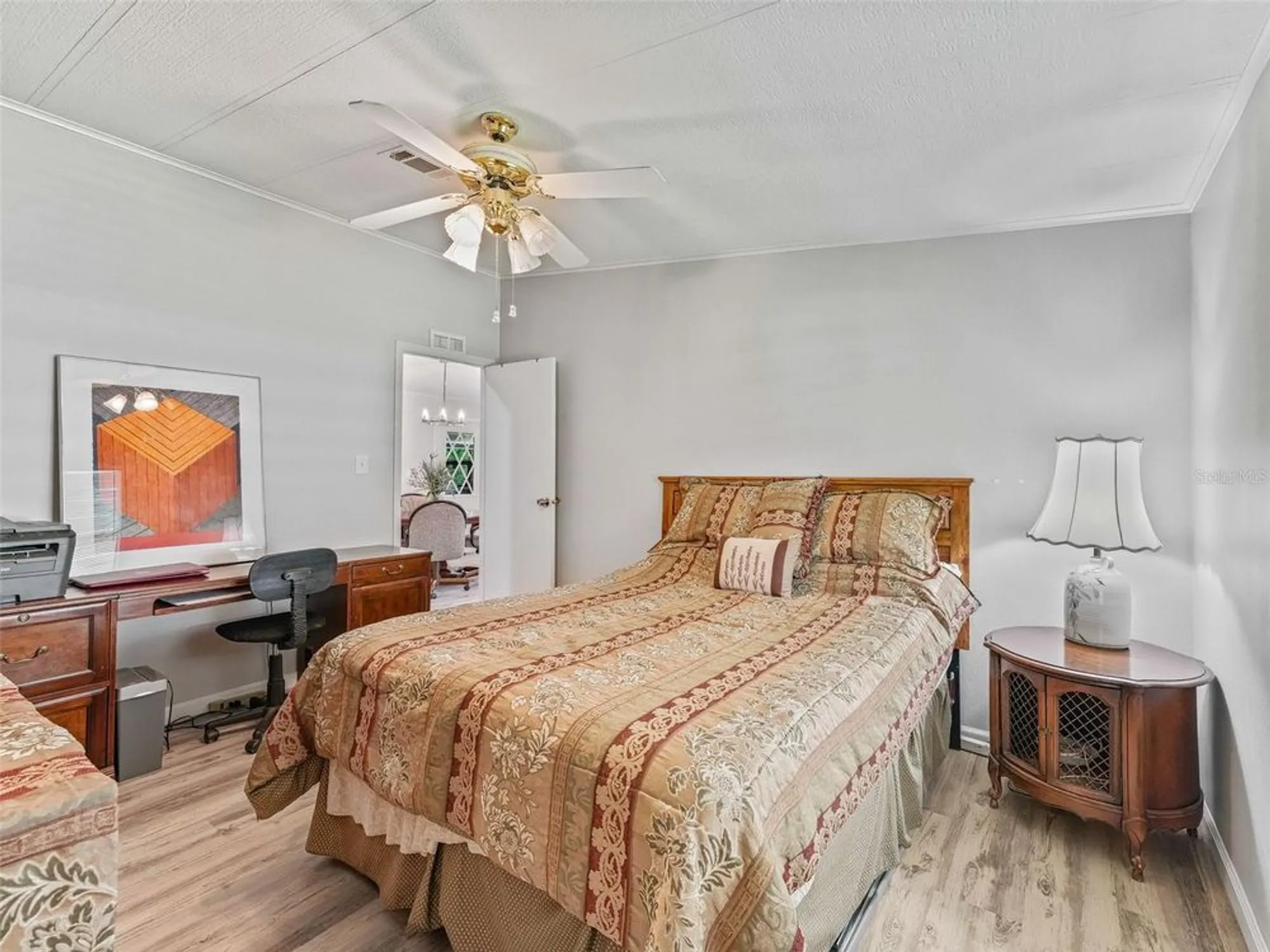 Property Slideshow image 21 of 37 | 1708 lauren ln, Lady Lake, FL, 32159