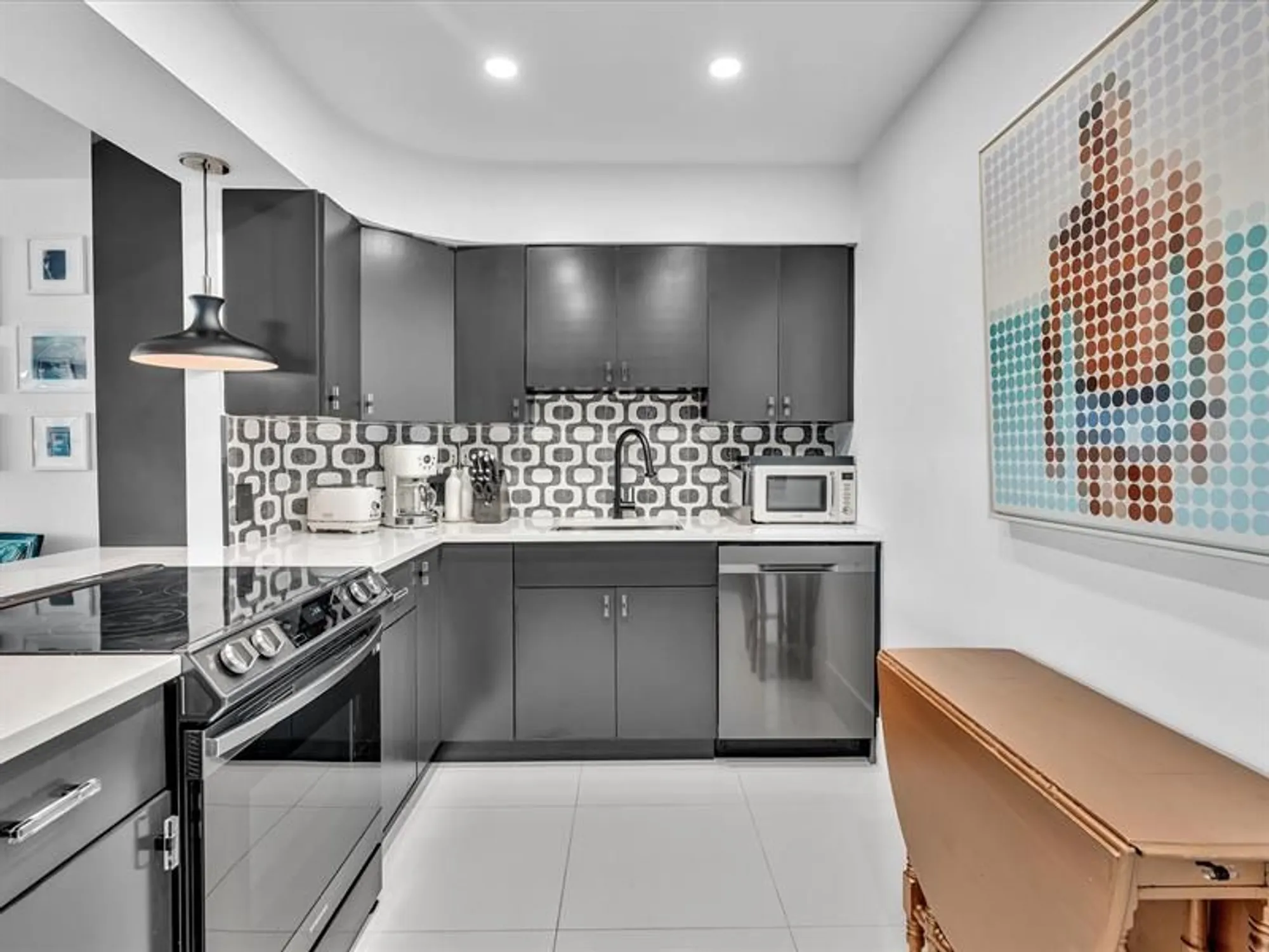 Property Slideshow image 14 of 44 | 3300 ne 36th st 714, Fort Lauderdale, FL, 33308