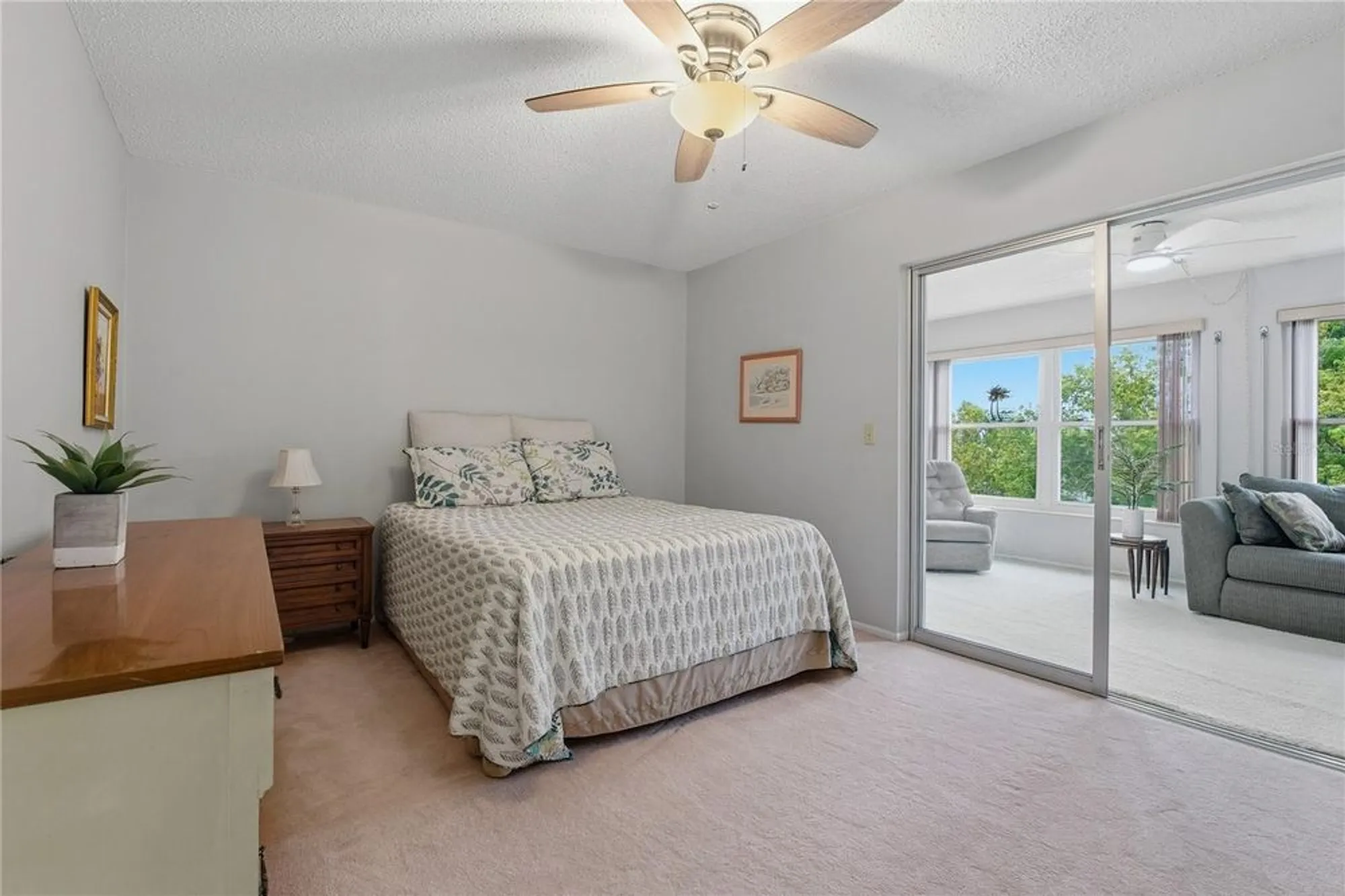 Property Slideshow image 13 of 39 | 2458 columbia dr 68, Clearwater, FL, 33763