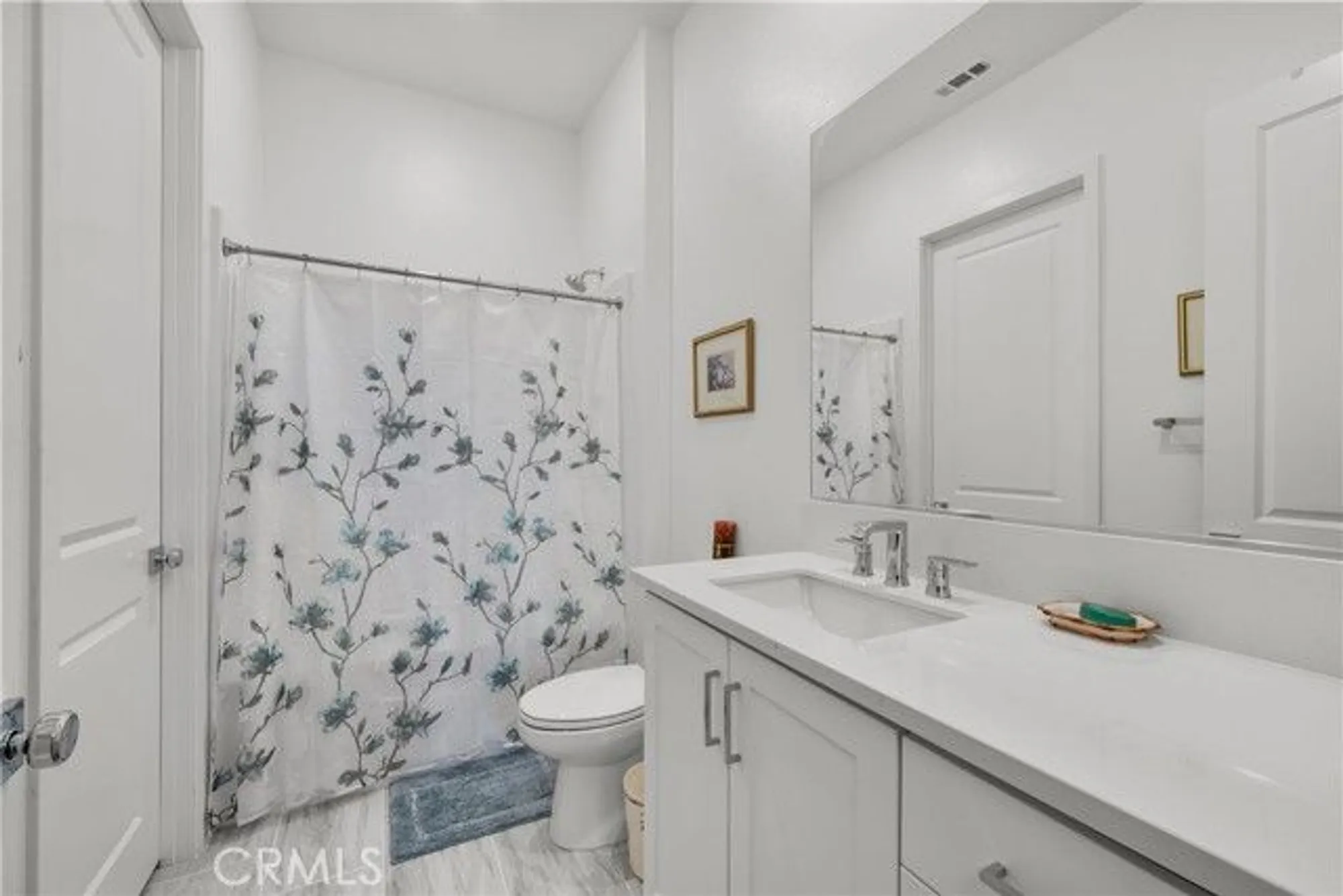 Property Slideshow image 18 of 46 | 24513 via sendero, Valencia, CA, 91354