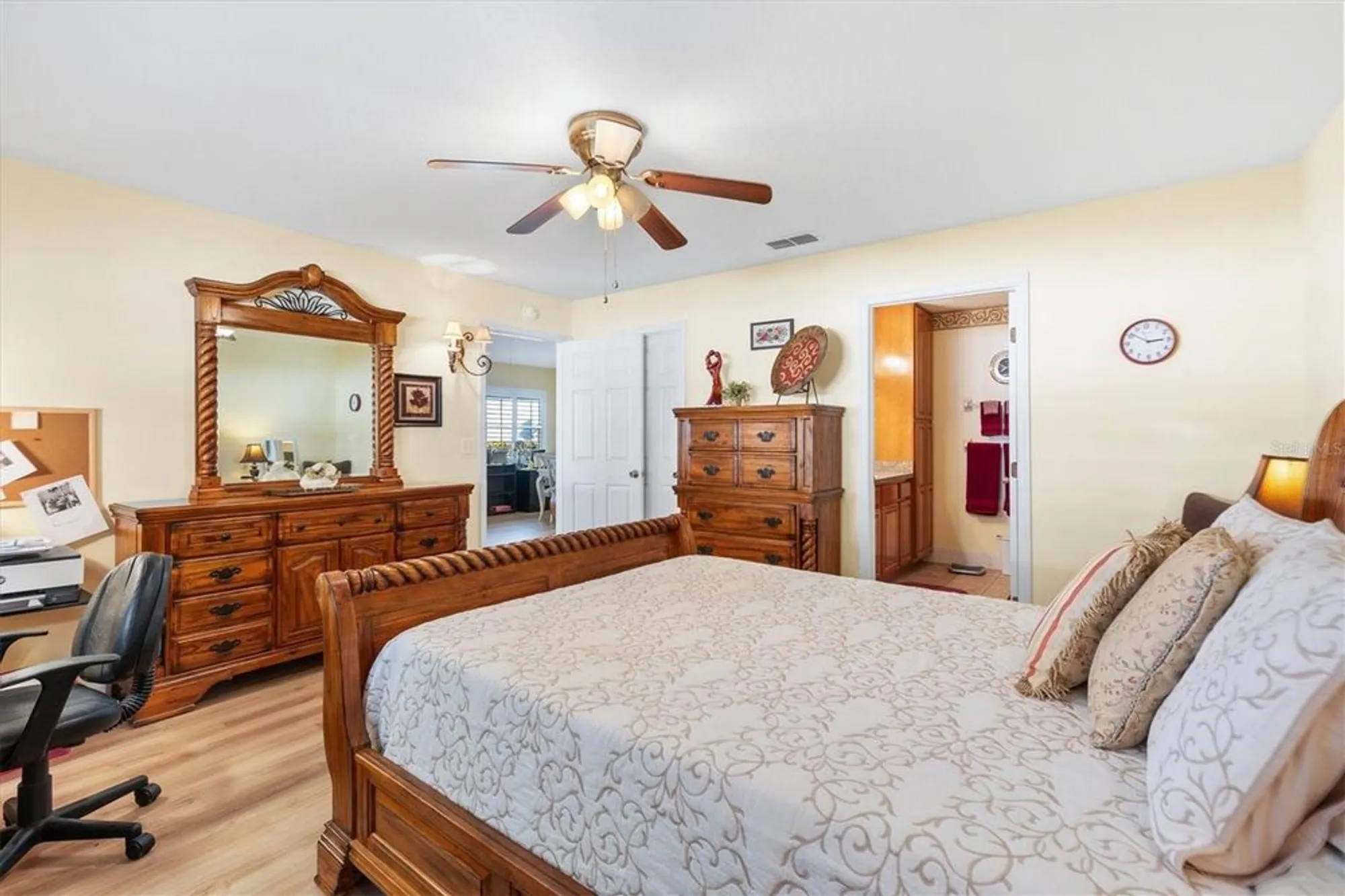 Property Slideshow image 17 of 35 | 10035 se 175th st, Summerfield, FL, 34491