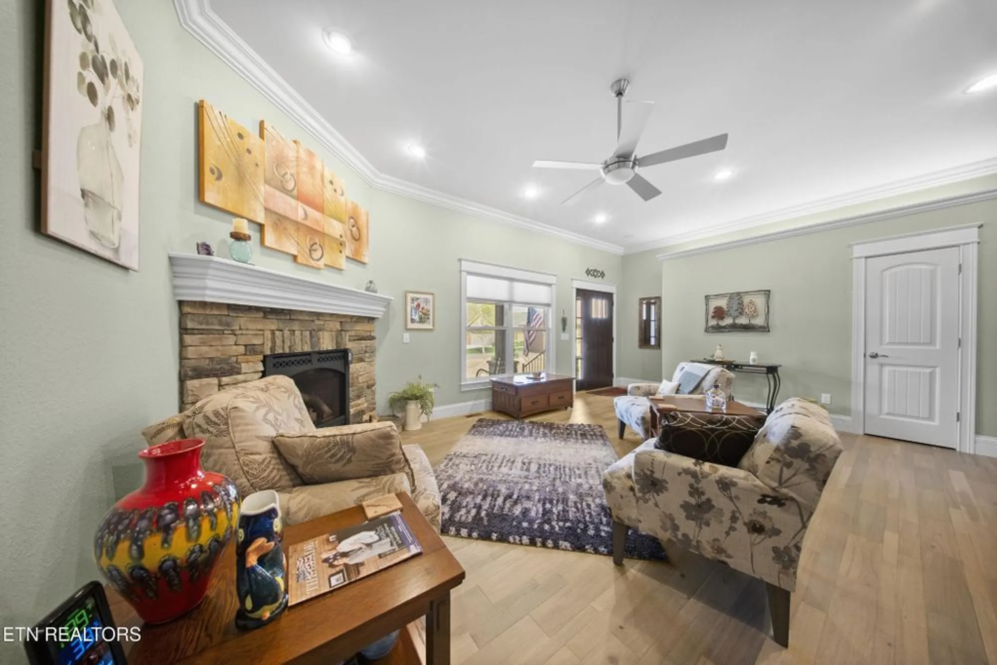 Property Slideshow image 8 of 54 | 12 edgemere ct, Crossville, TN, 38558