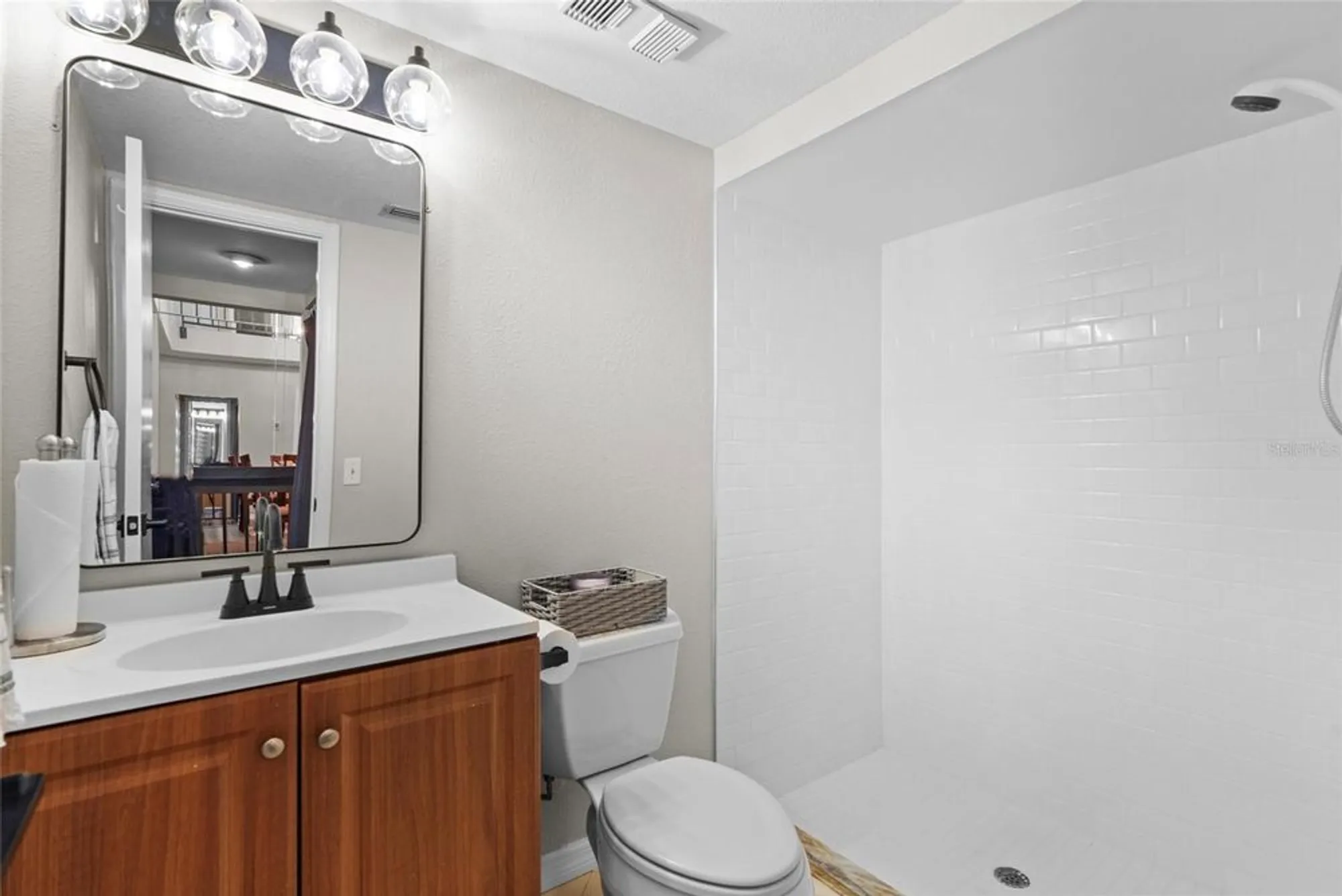 Property Slideshow image 31 of 52 | 6140 sun blvd unit 7, St Petersburg, FL, 33715