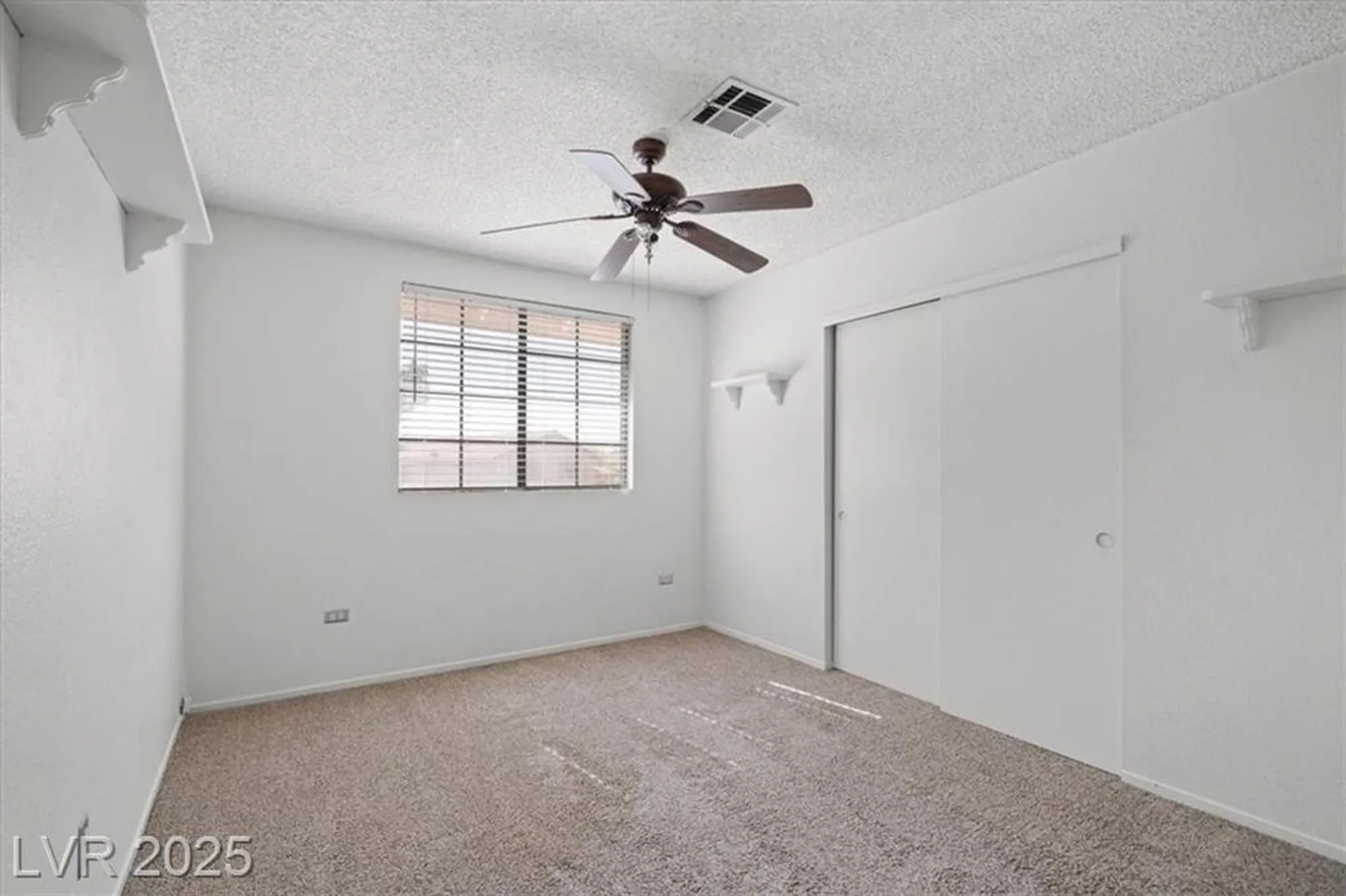 Property Slideshow image 30 of 37 | 4833 fiesta lakes st, Las Vegas, NV, 89130