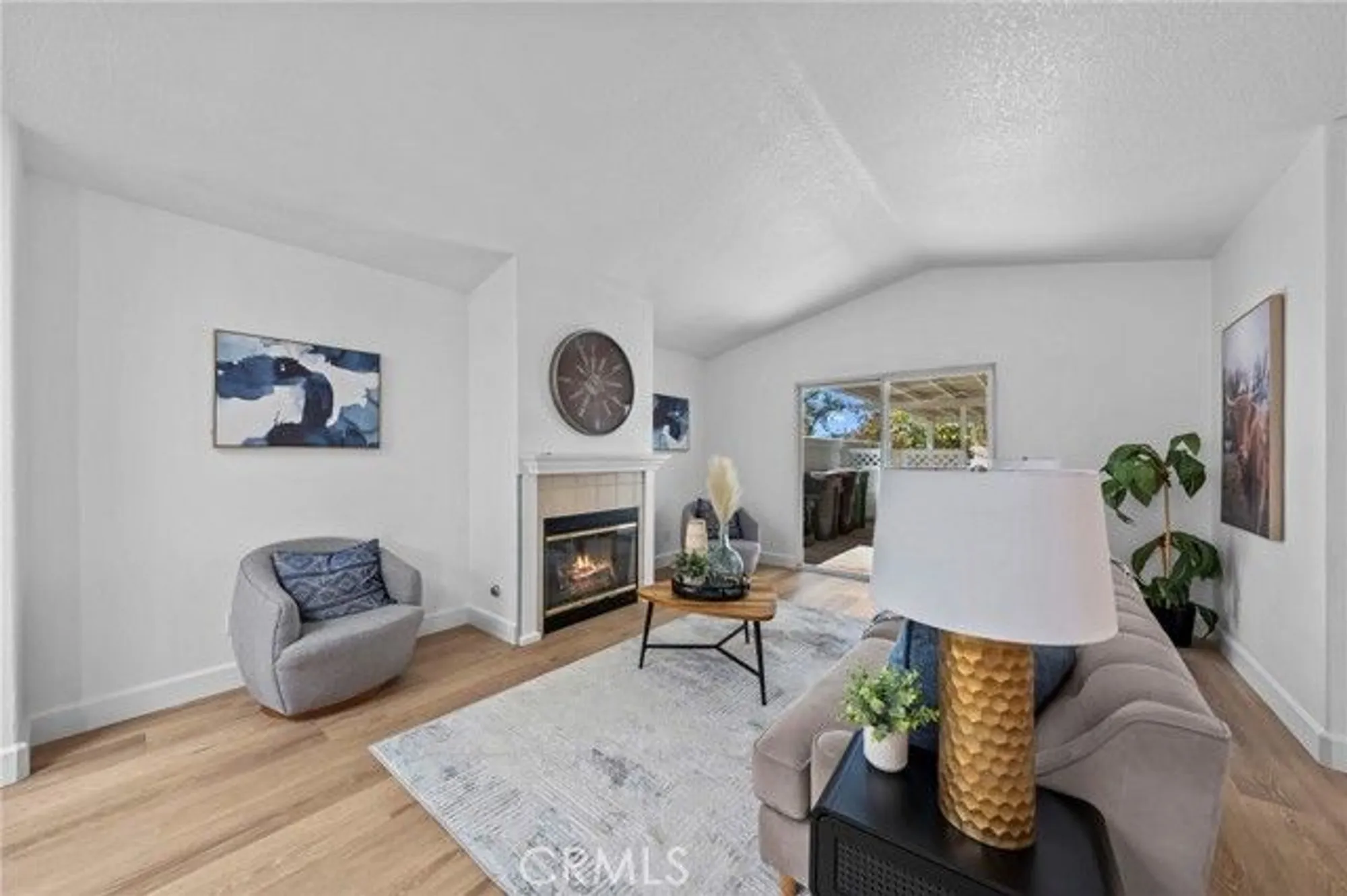 Property Slideshow image 12 of 46 | 40415 via francisco, Murrieta, CA, 92562